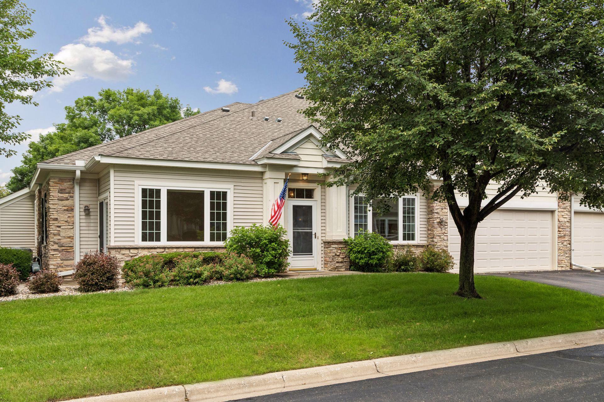2120 Stahlke Way, Chaska, MN 55318