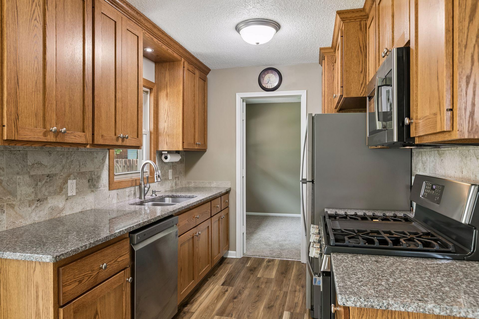 10600 President Dr NE, Blaine, MN 55434