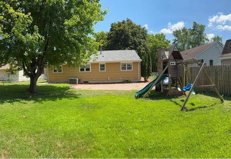 302 Herman Ter, Hopkins, MN 55343