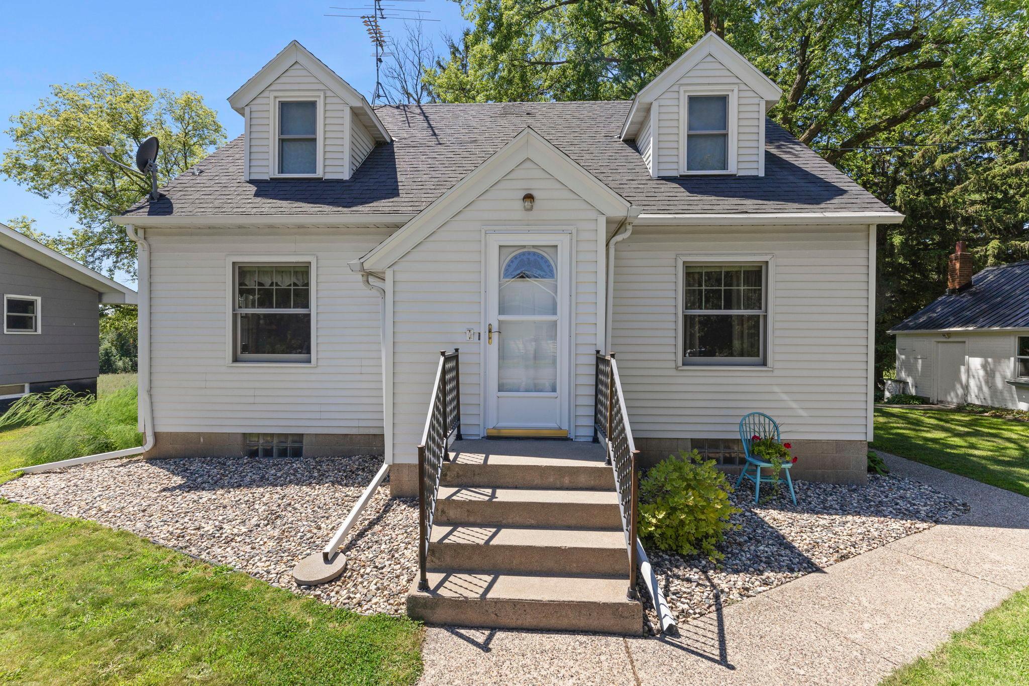 13465 619th Ave, Hutchinson, MN 55350