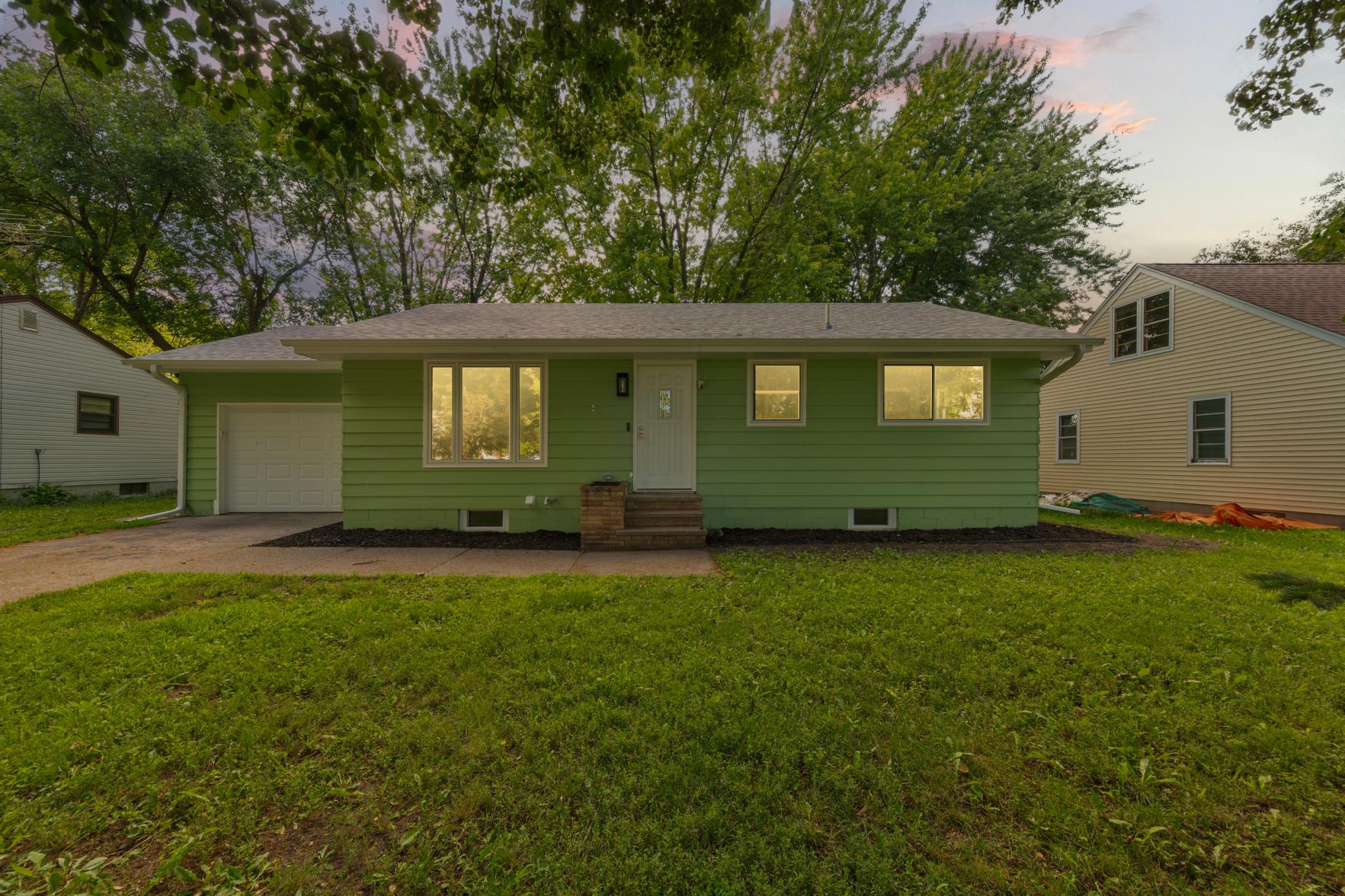 330 Main St, Green Isle, MN 55338
