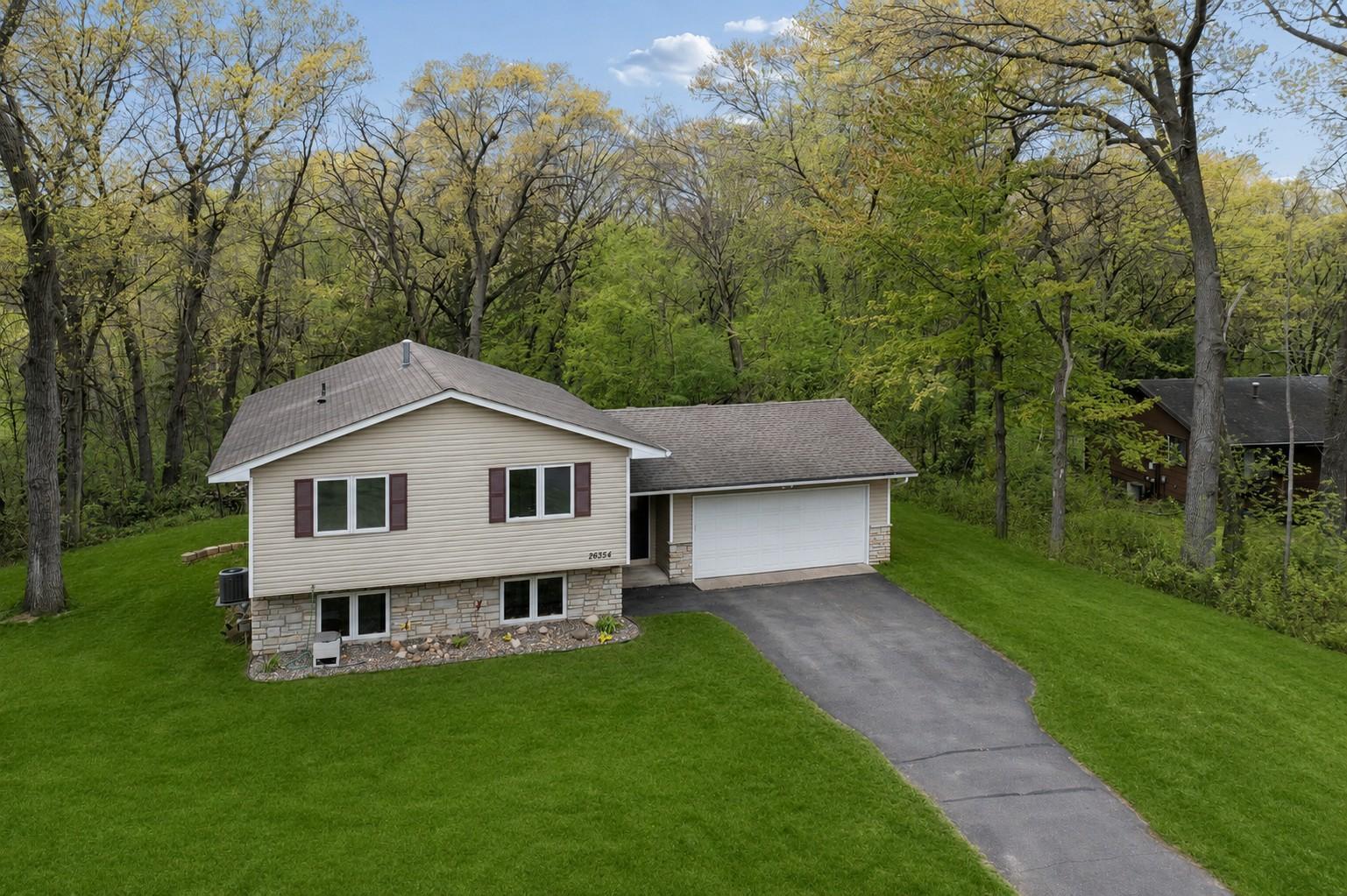 26354 Freeport Ave, Wyoming, MN 55092