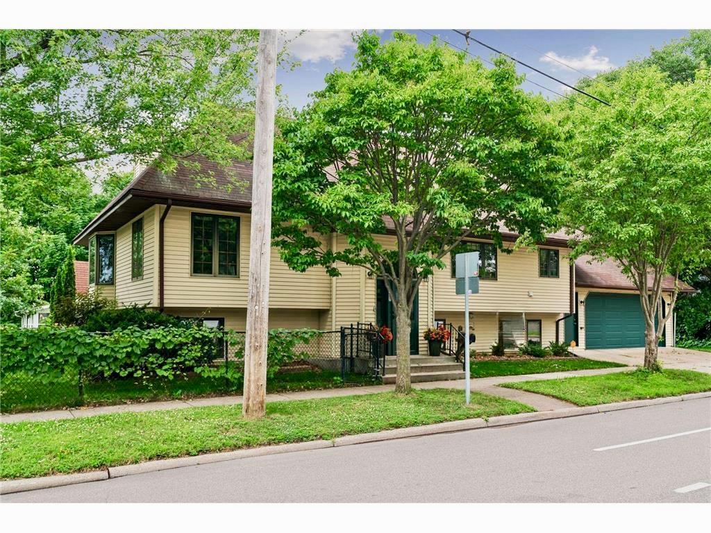 707 Hamline Ave S, Saint Paul, MN 55116