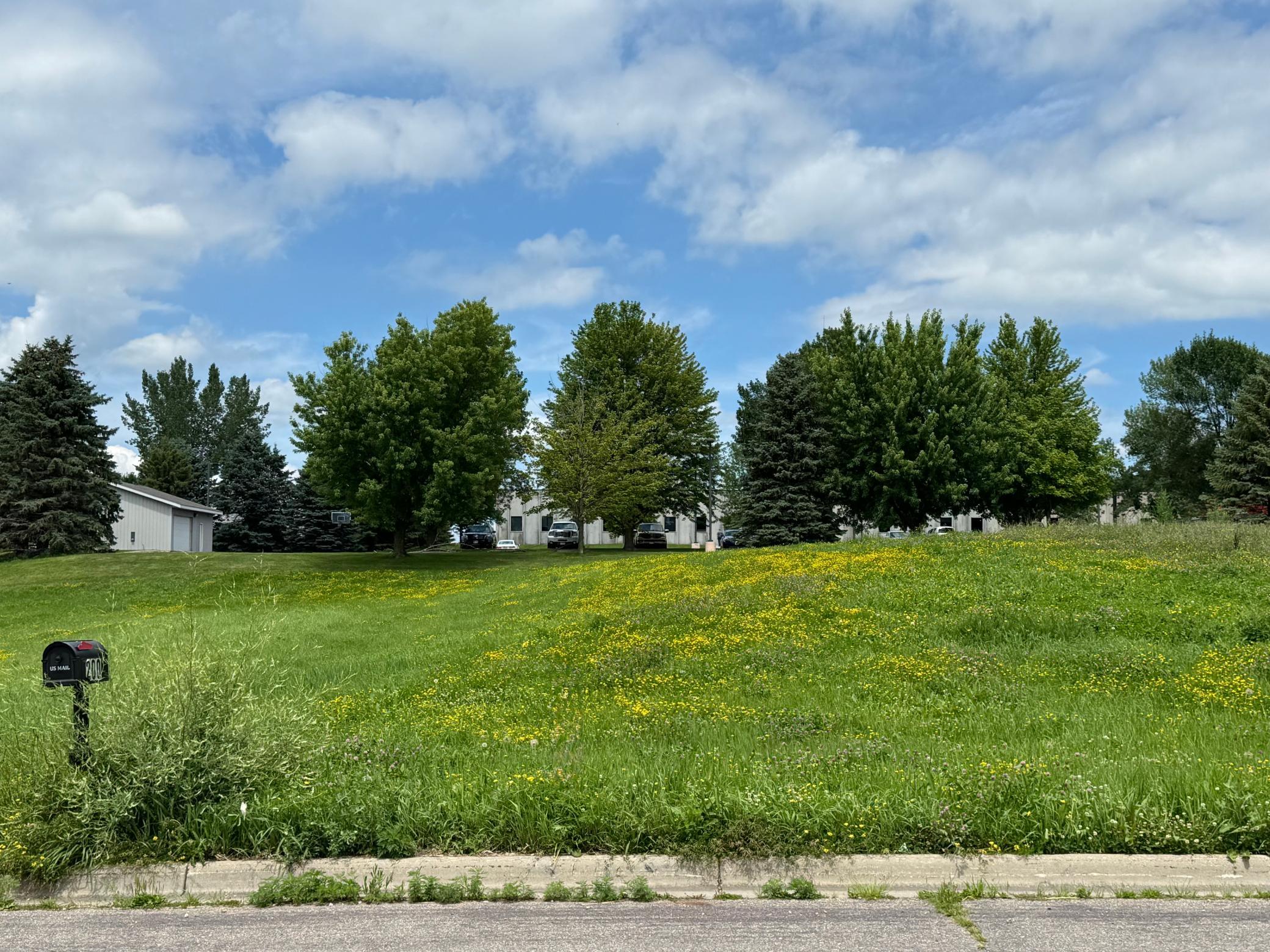 200 NW 22nd Ave, Waseca, MN 56093