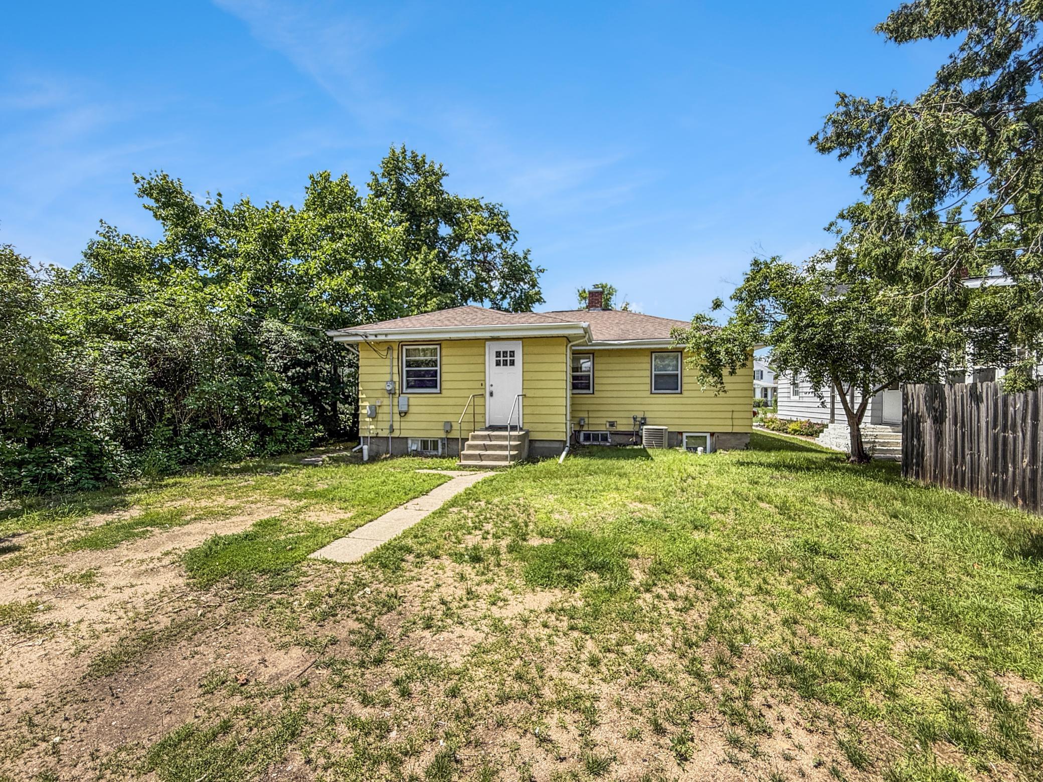1404 Beltrami Ave NW, Bemidji, MN 56601