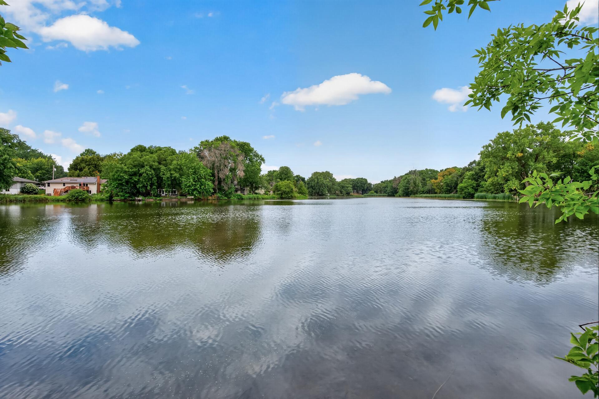 8715 North Brook Ave N, Brooklyn Park, MN 55428