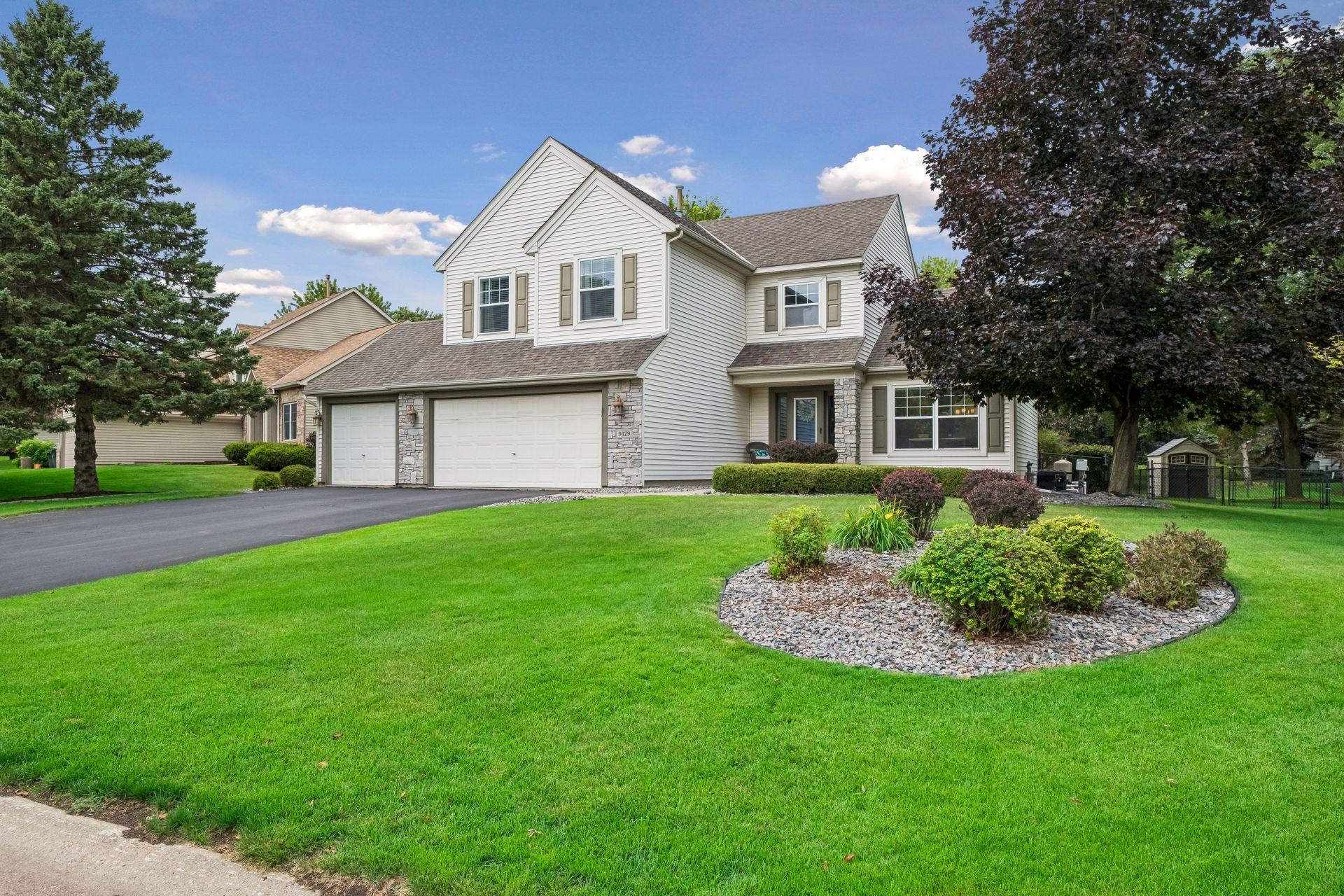 9429 Tyne Ln, Inver Grove Heights, MN 55077