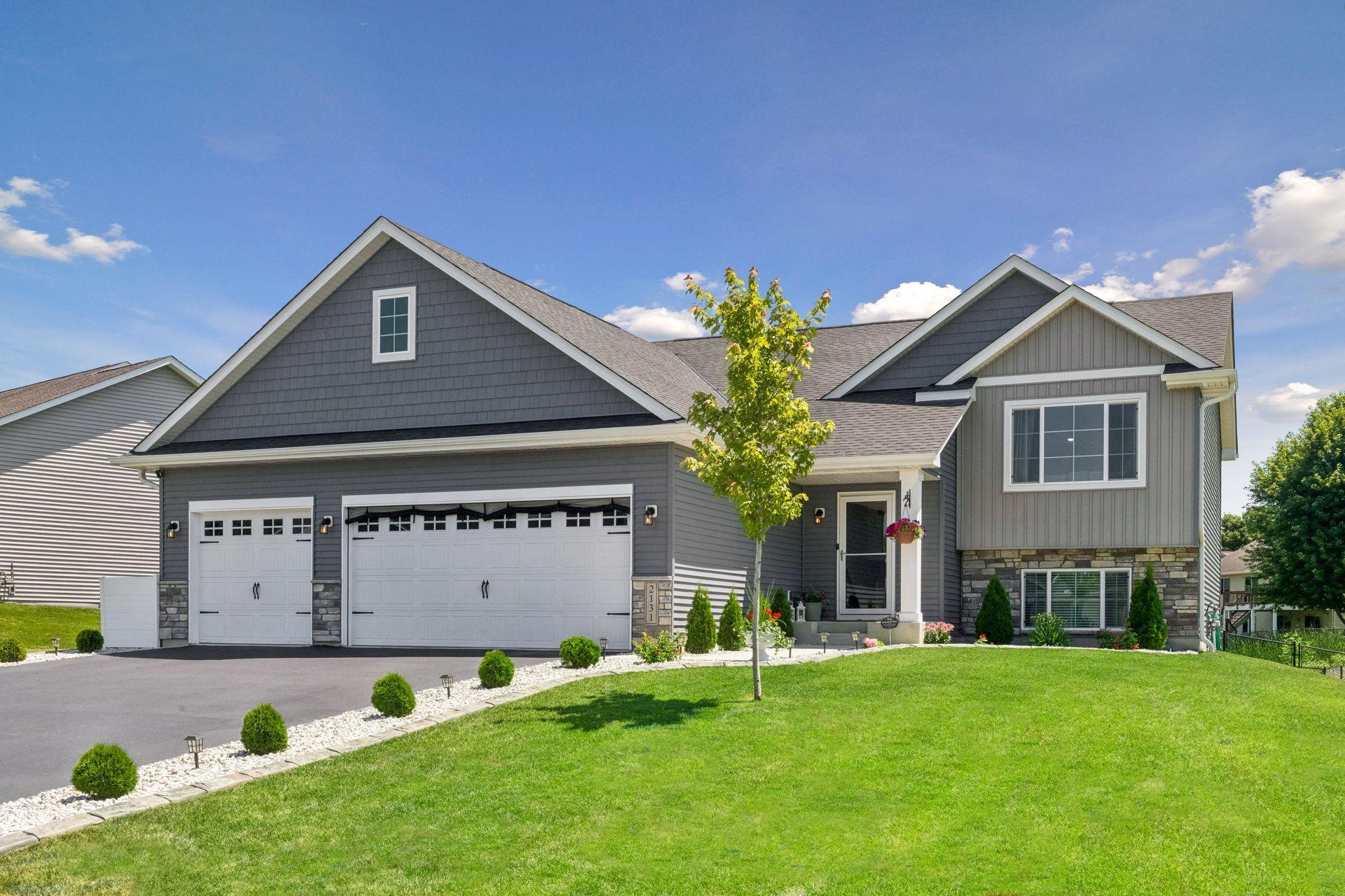2131 River Bend Trl, Mayer, MN 55360