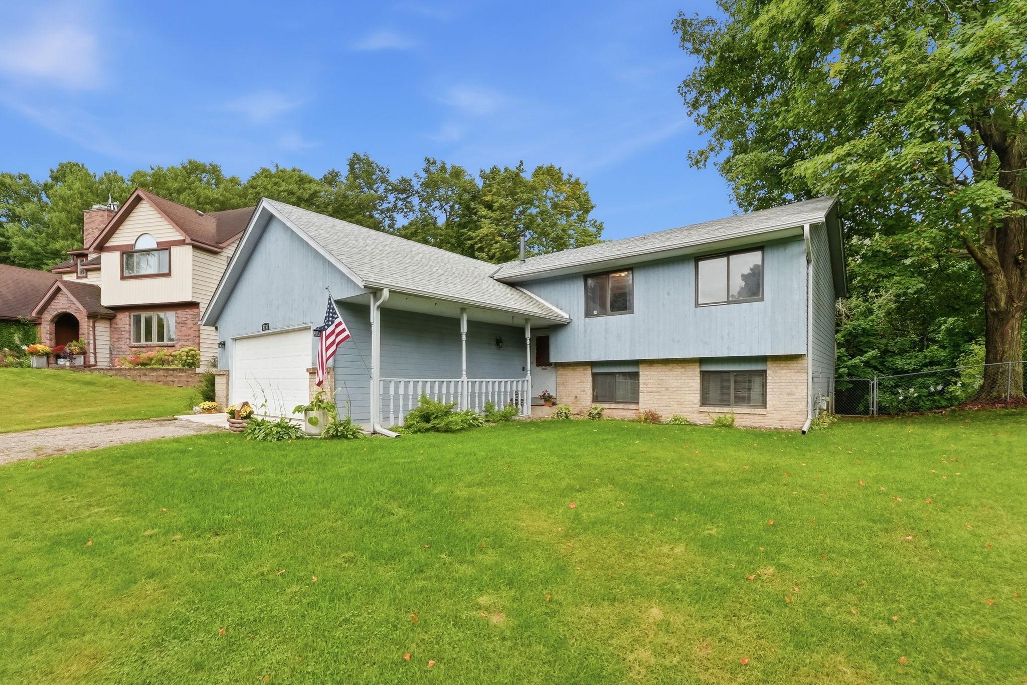3287 Spruce Trl SW, Prior Lake, MN 55372