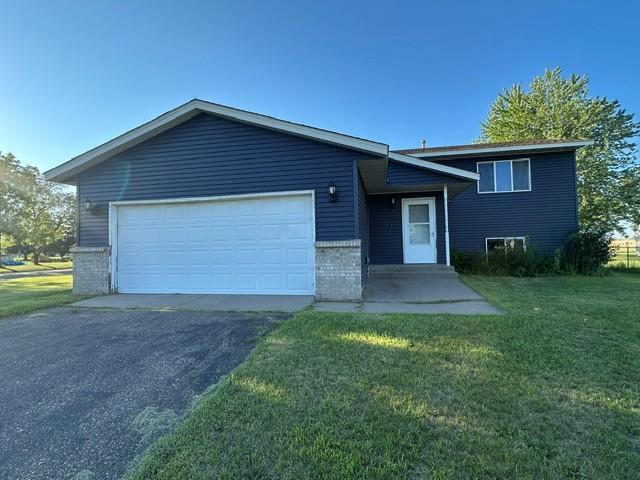 9440 Oriole Ln, Monticello, MN 55362