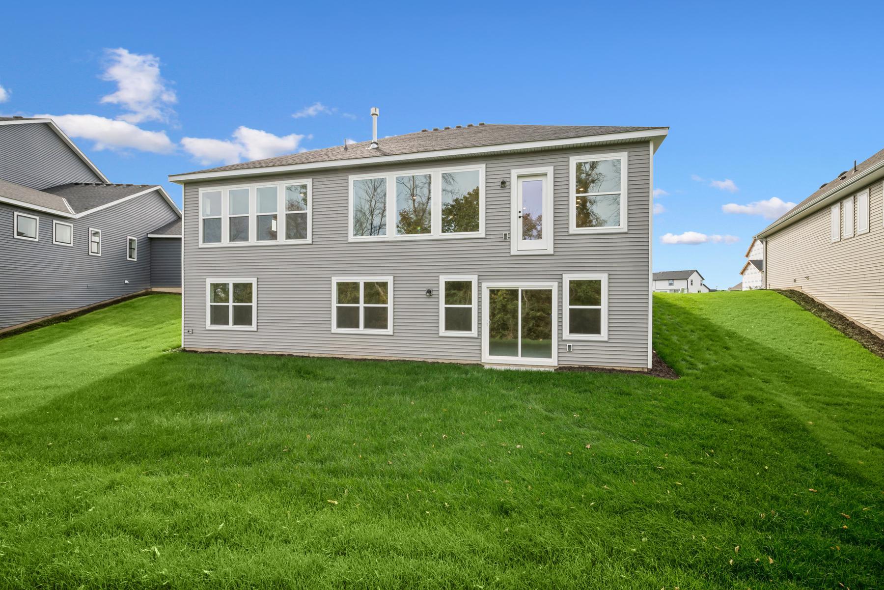 10685 Ithaca Ln N, Maple Grove, MN 55369