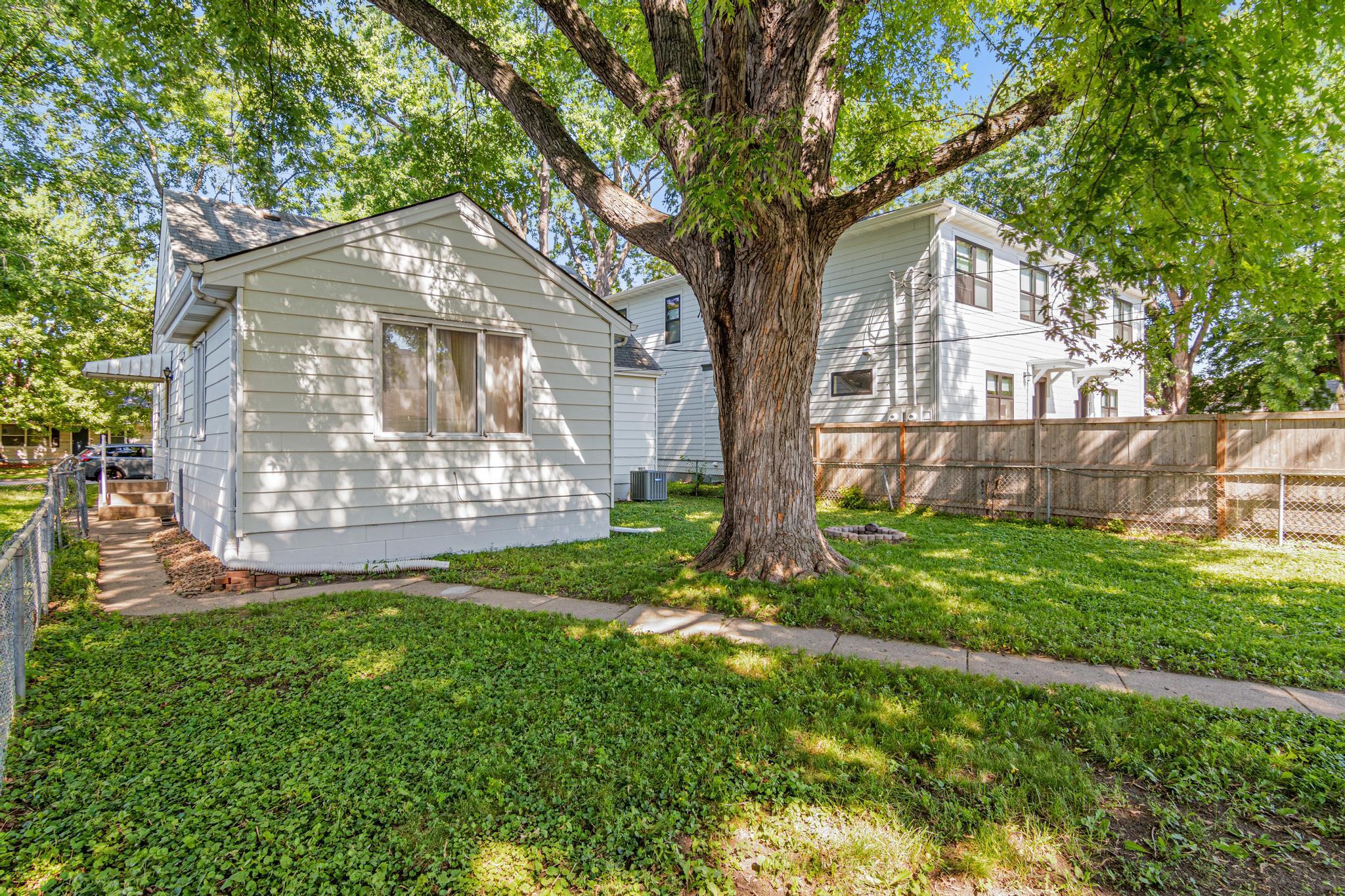 3647 28th Ave S, Minneapolis, MN 55406
