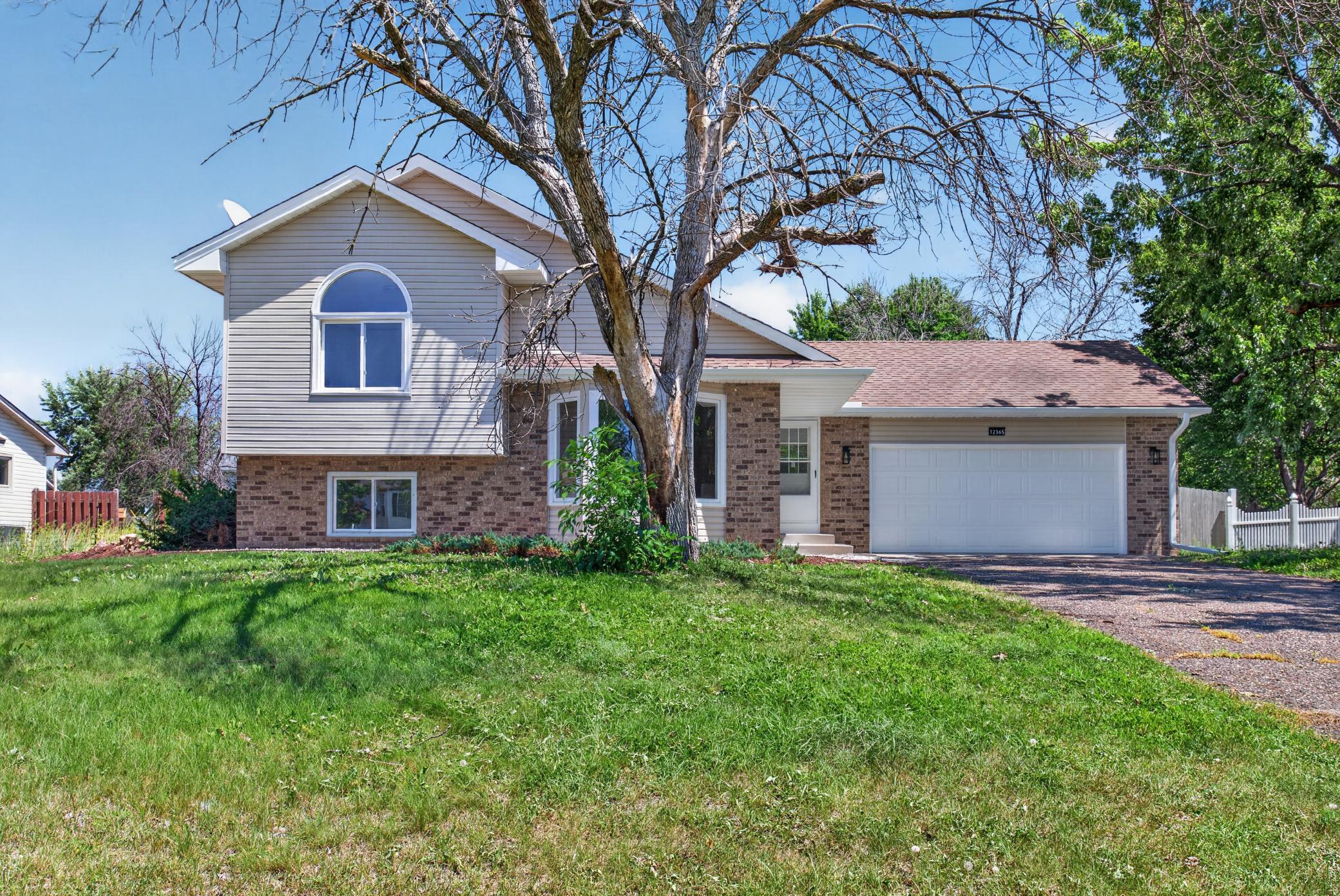 12365 Jonquil St NW, Coon Rapids, MN 55433