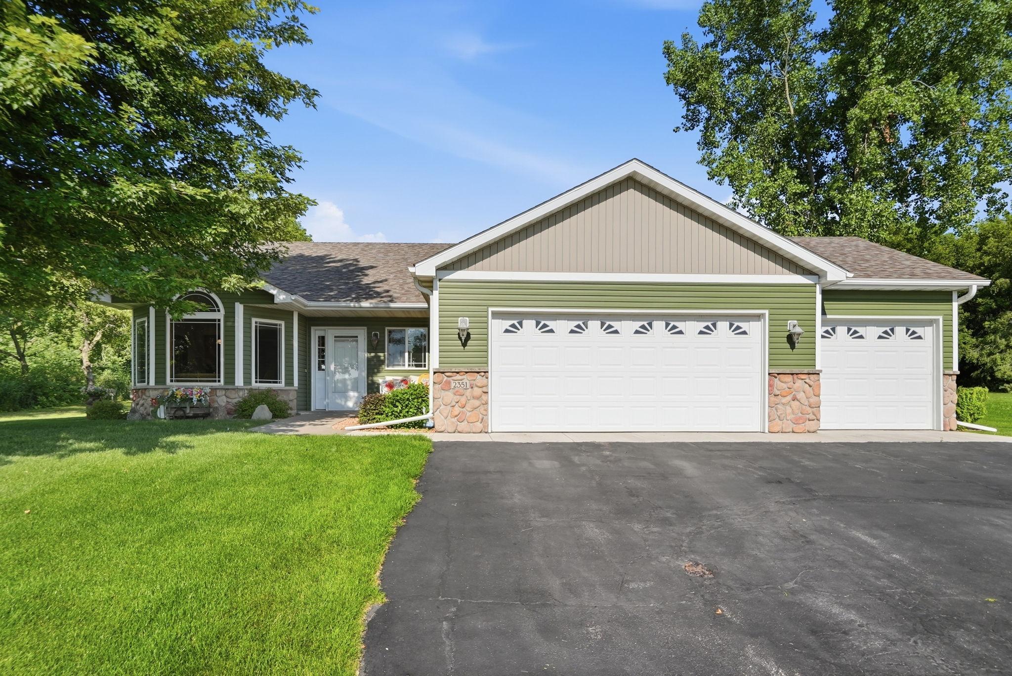 2351 Providence Pl NE, Sauk Rapids, MN 56379