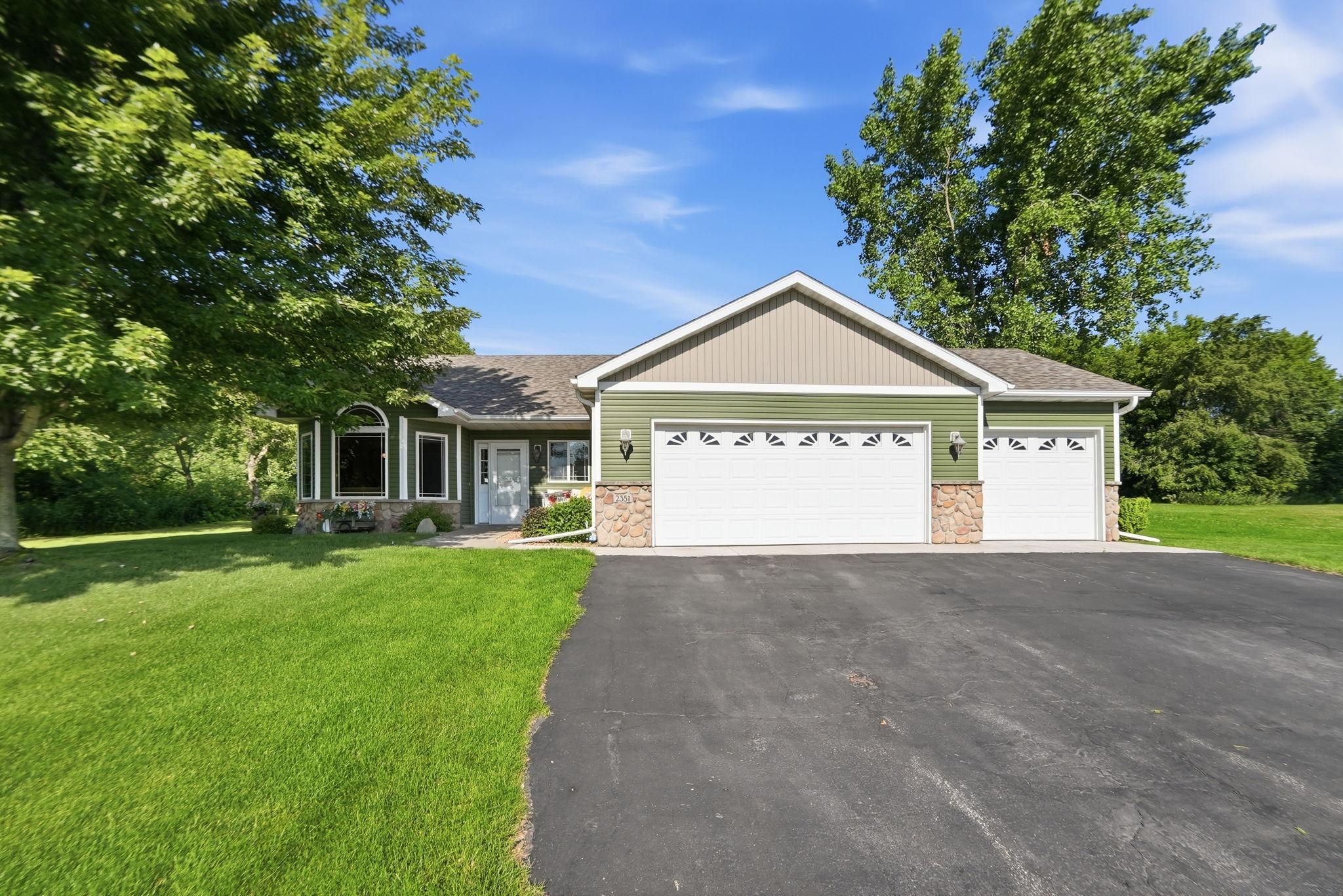2351 Providence Pl NE, Sauk Rapids, MN 56379