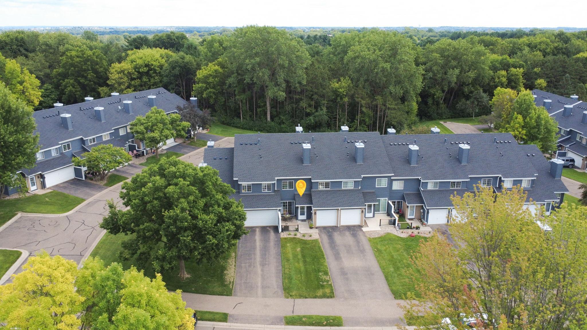 1795 Donegal Dr #8, Woodbury, MN 55125