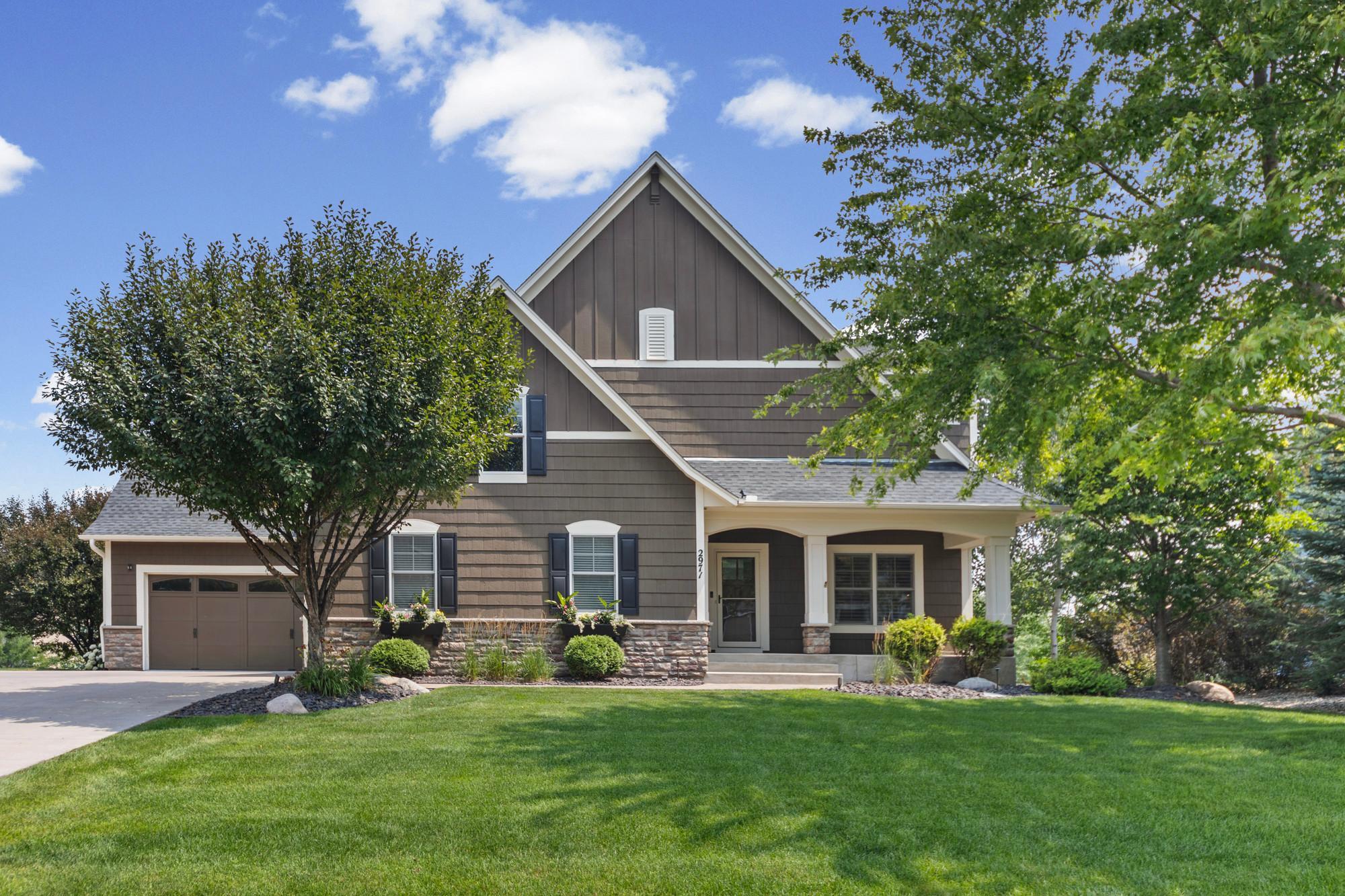2971 Fairway Dr, Chaska, MN 55318