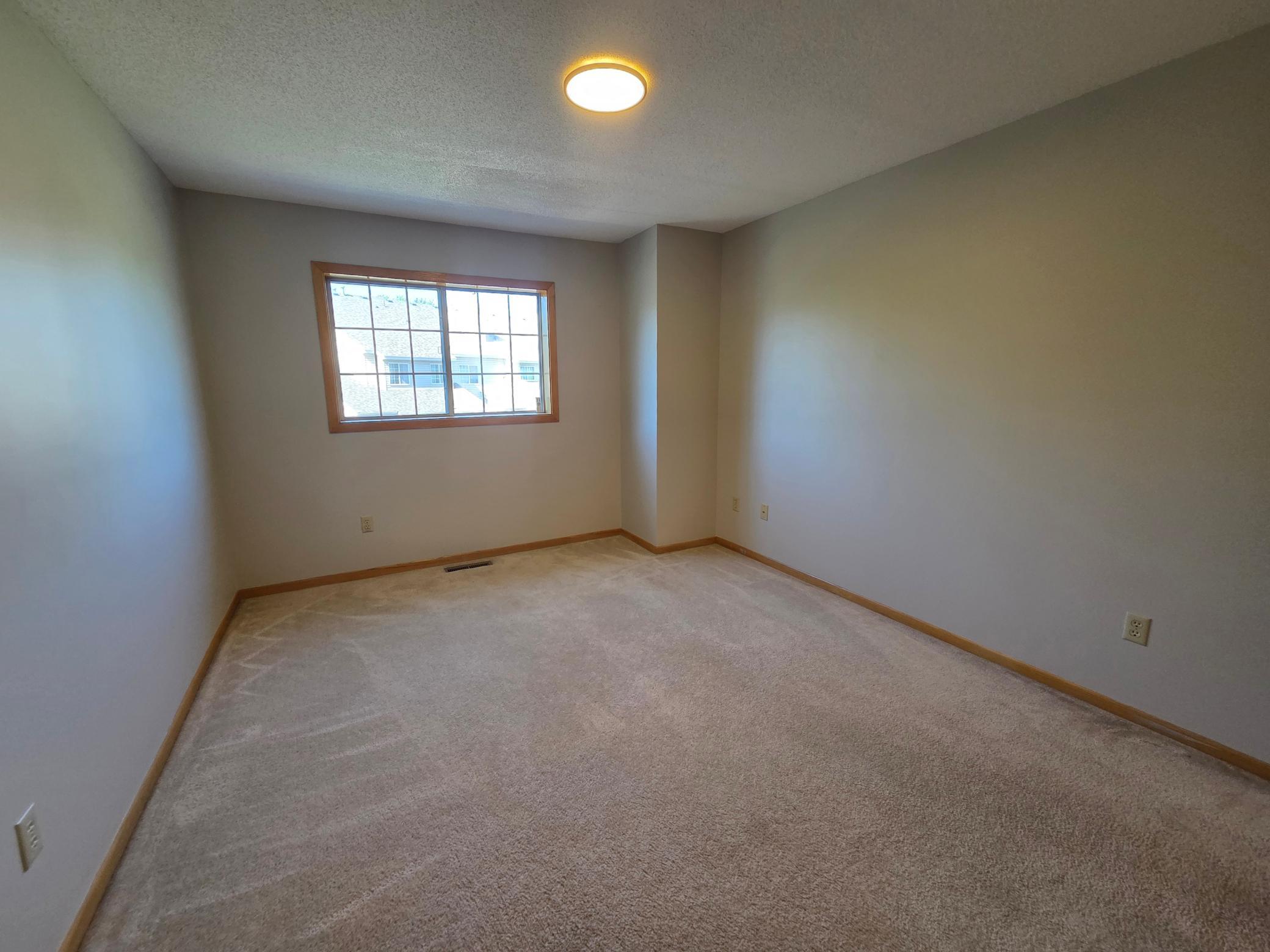 13151 Meadowood Way NW #136NW, Coon Rapids, MN 55448