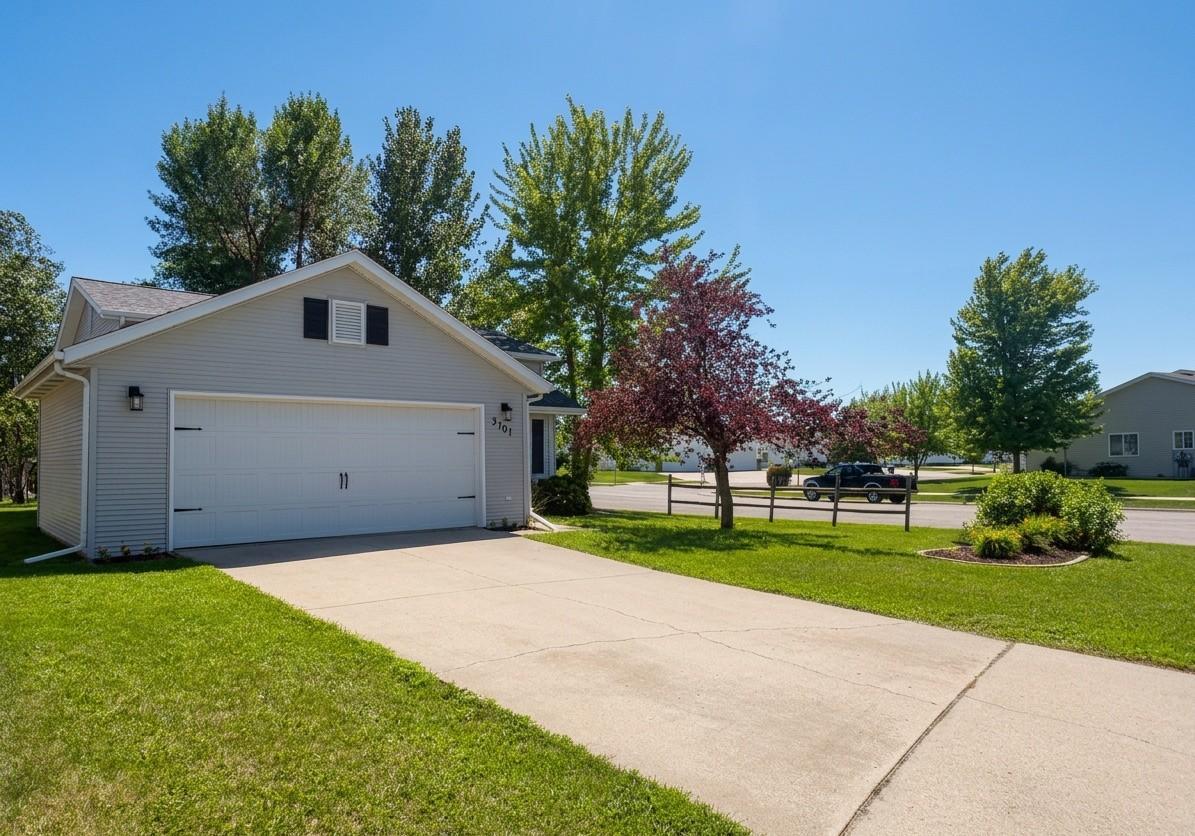 3701 29th Ave S, Moorhead, MN 56560