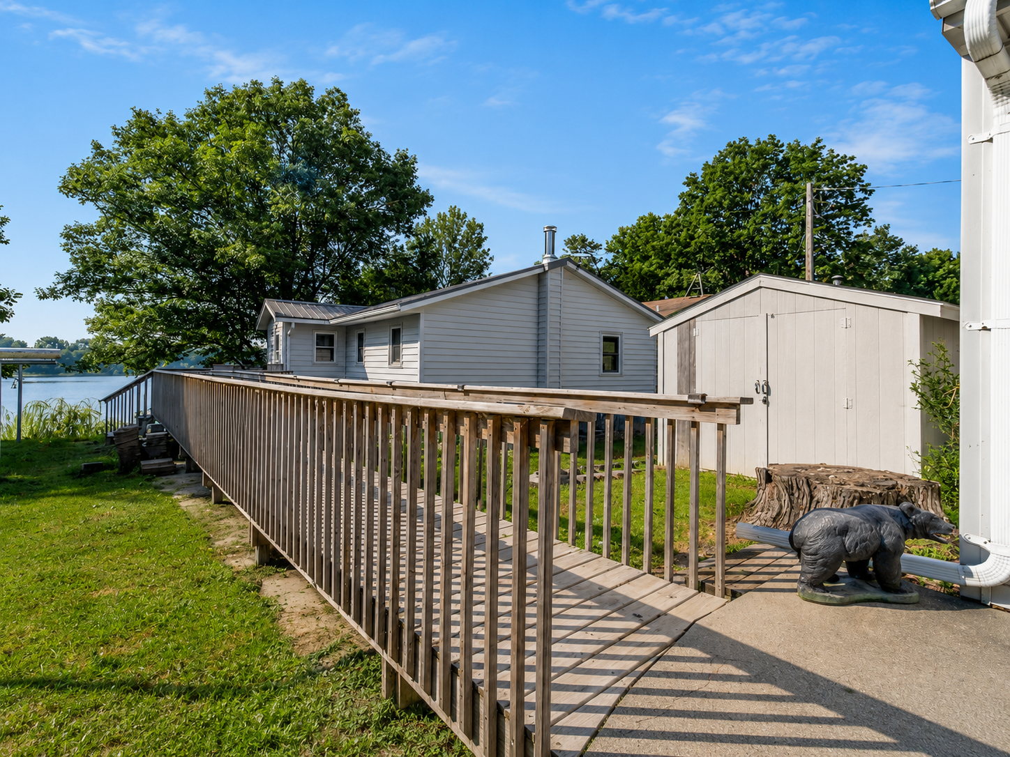 46167 Jefferson Lake Dr, Cleveland, MN 56017