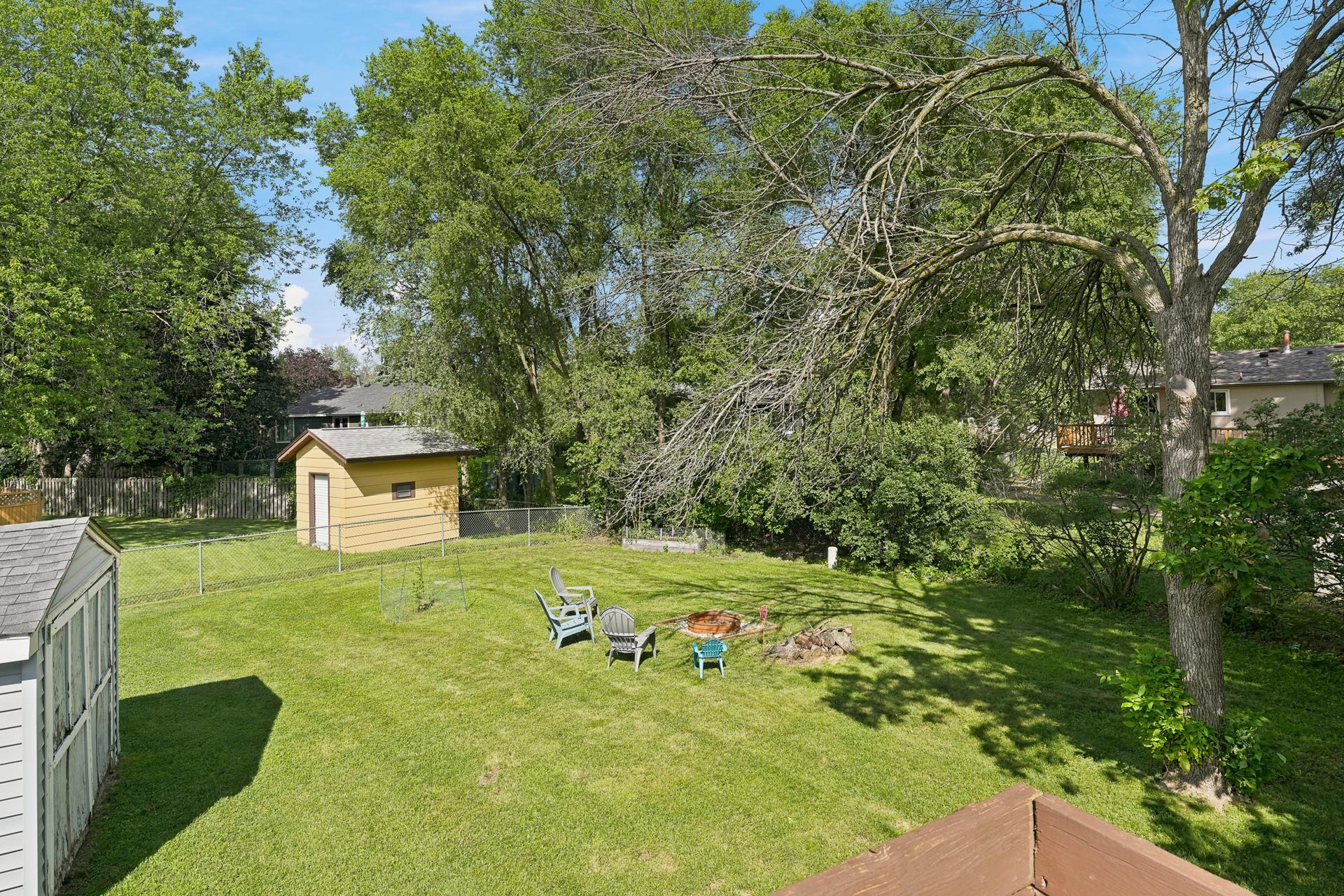 7327 74th Way N, Brooklyn Park, MN 55428