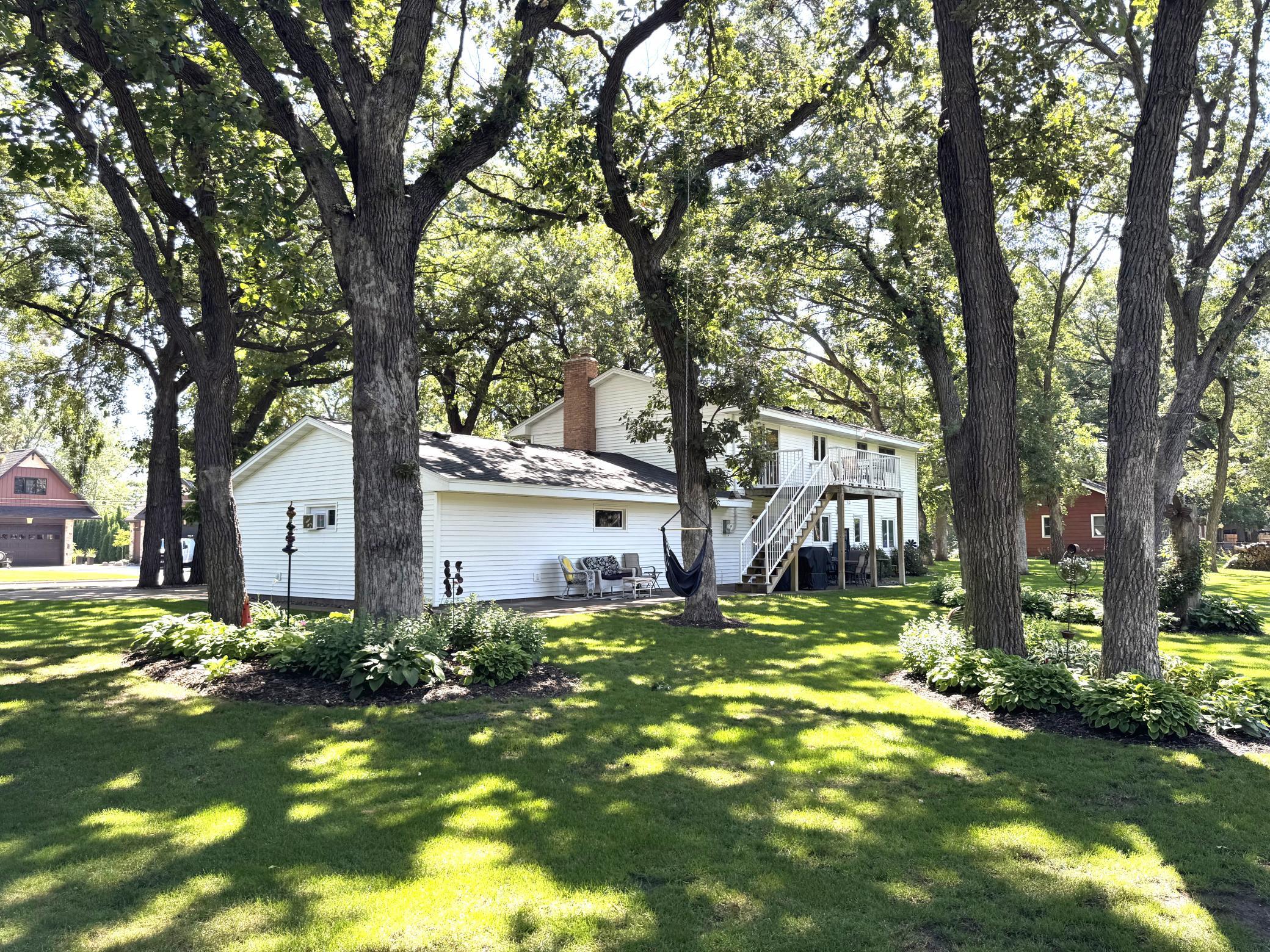 11911 Mississippi Dr N, Champlin, MN 55316