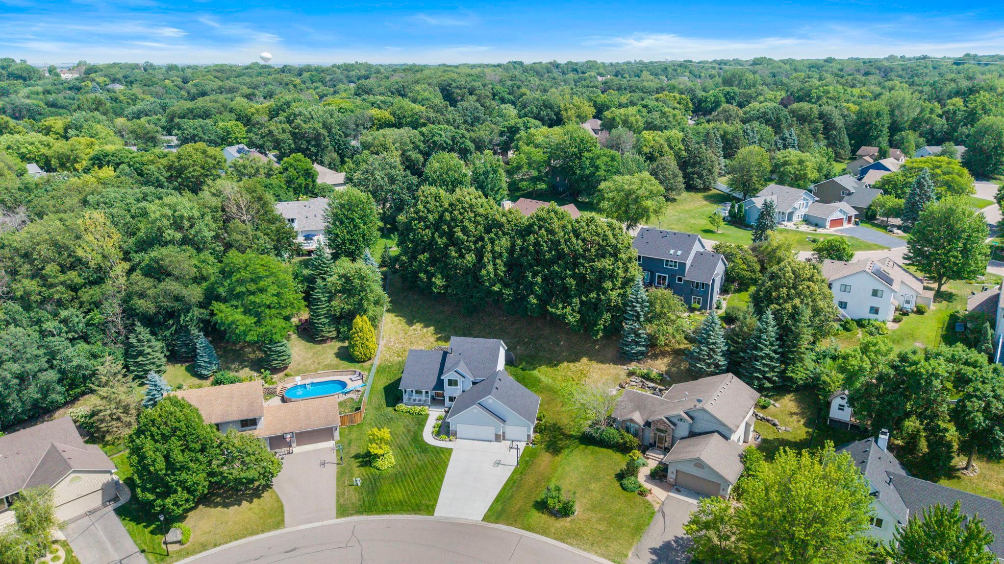 16770 Javelin Ave, Lakeville, MN 55044