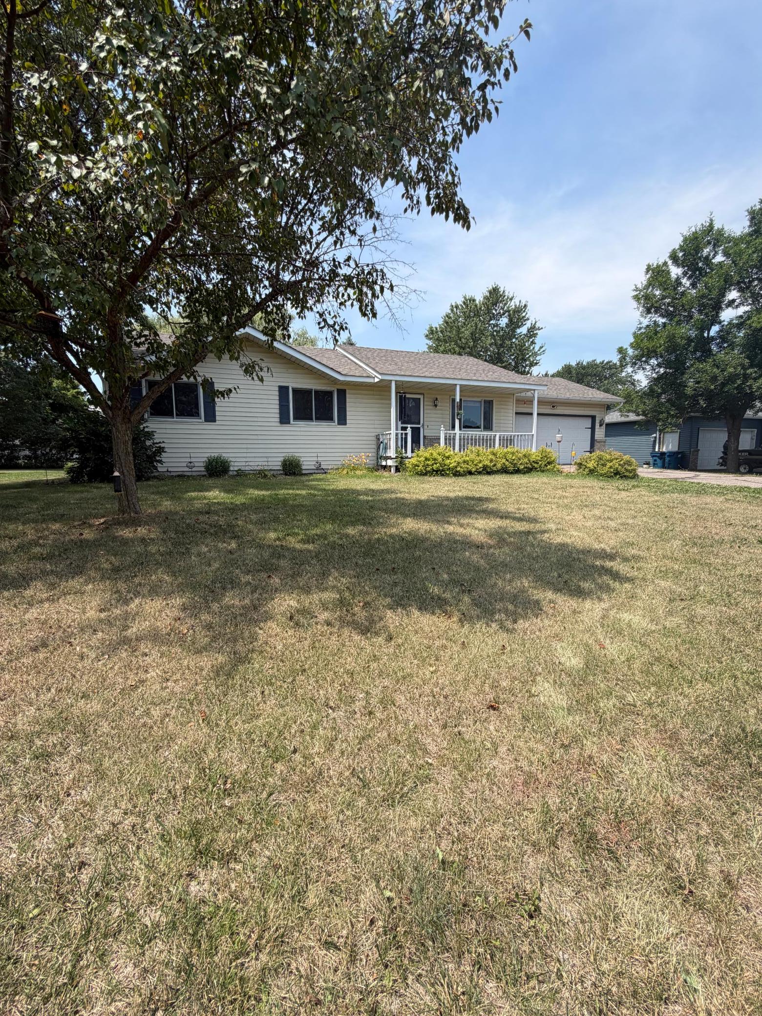 801 NE 2nd Ave, Saint Joseph, MN 56374