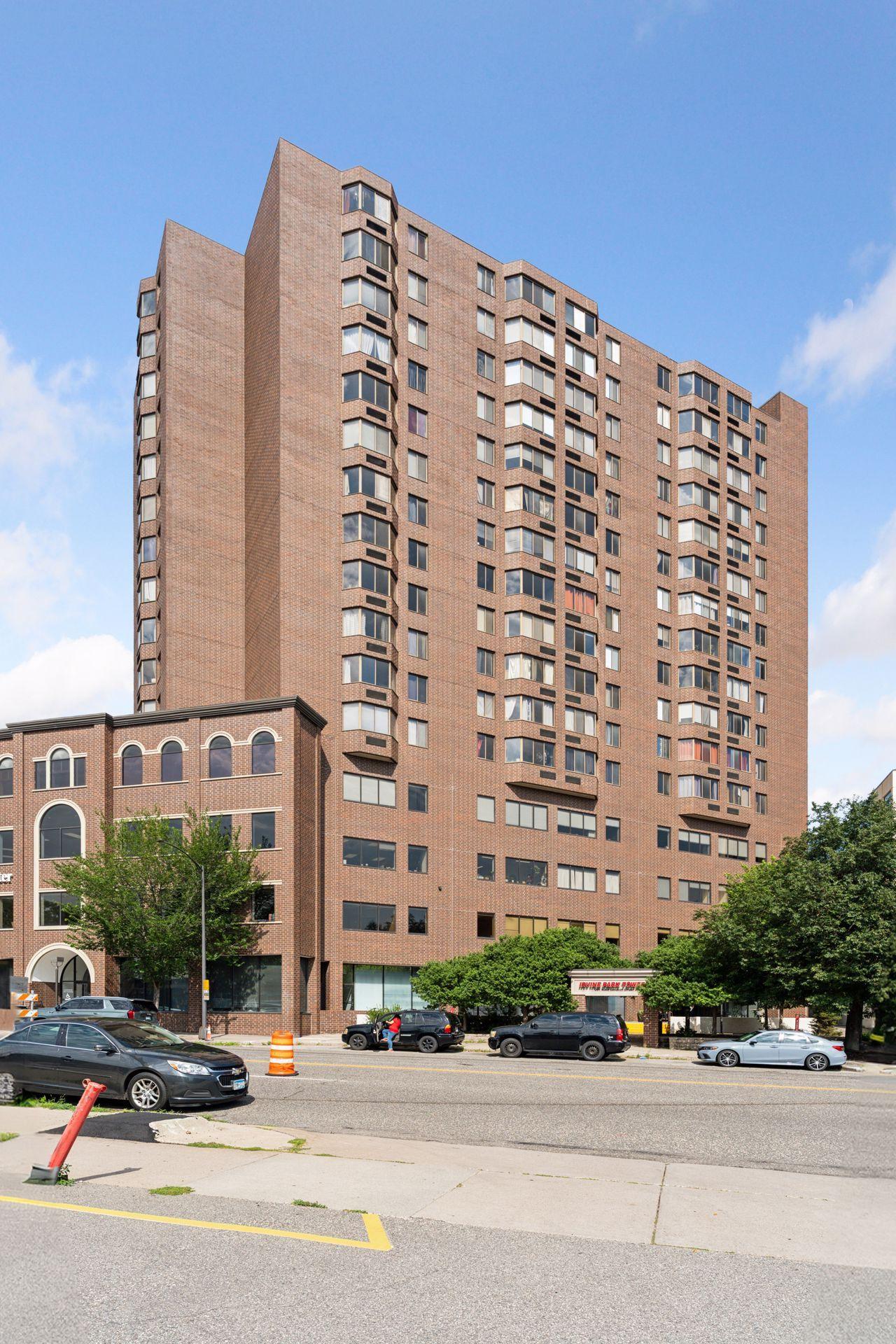 291 7th Street W #1604, Saint Paul, MN 55102