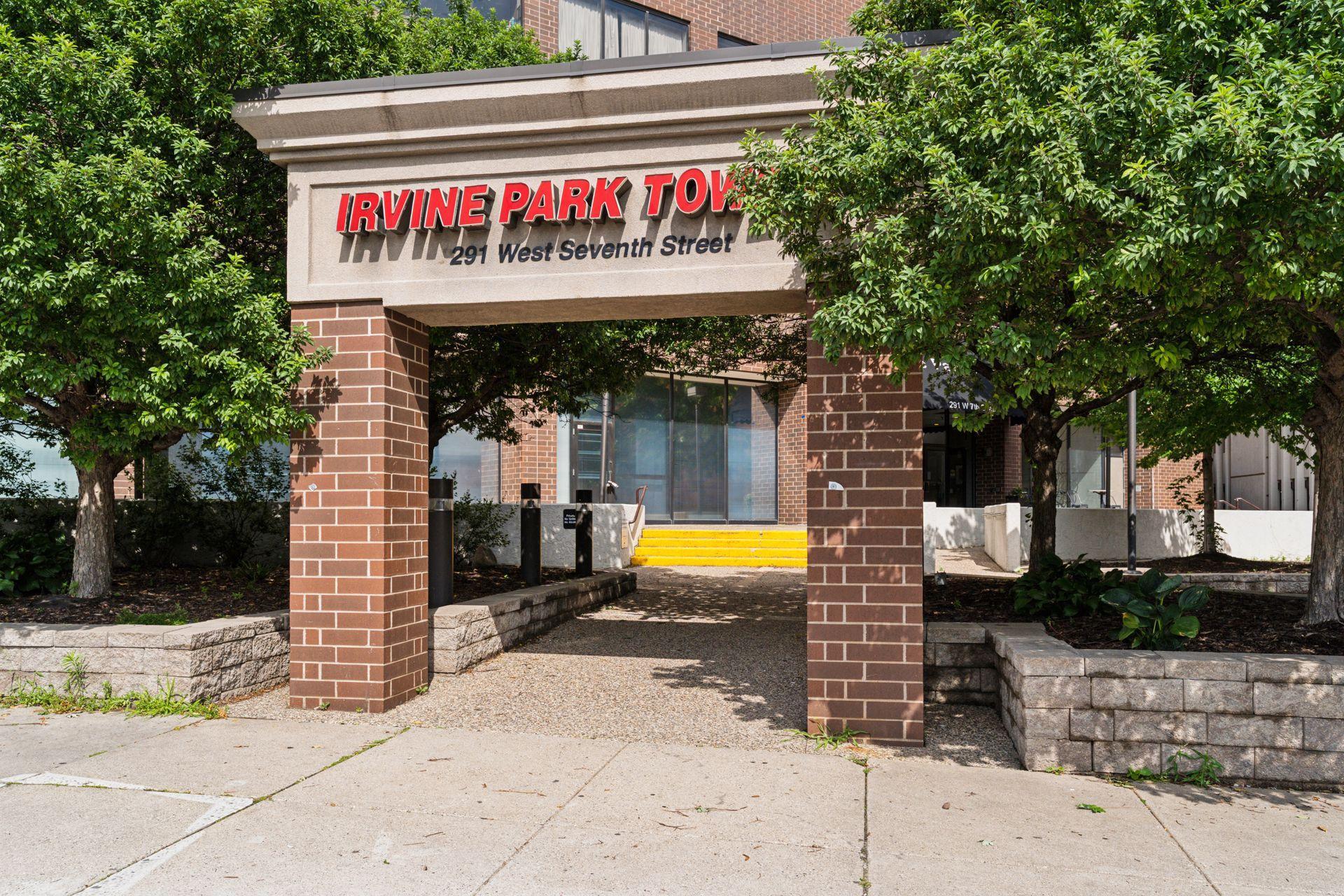 291 7th Street W #1604, Saint Paul, MN 55102