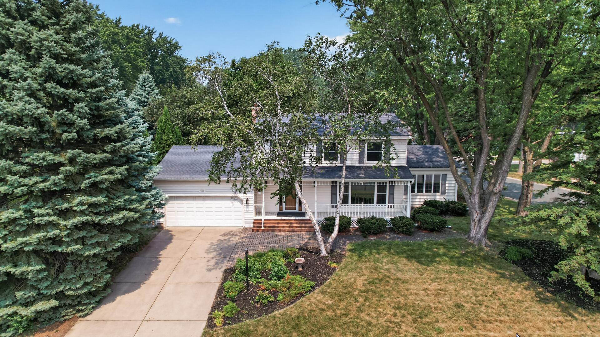 4532 Normandale Highlands Dr, Bloomington, MN 55437