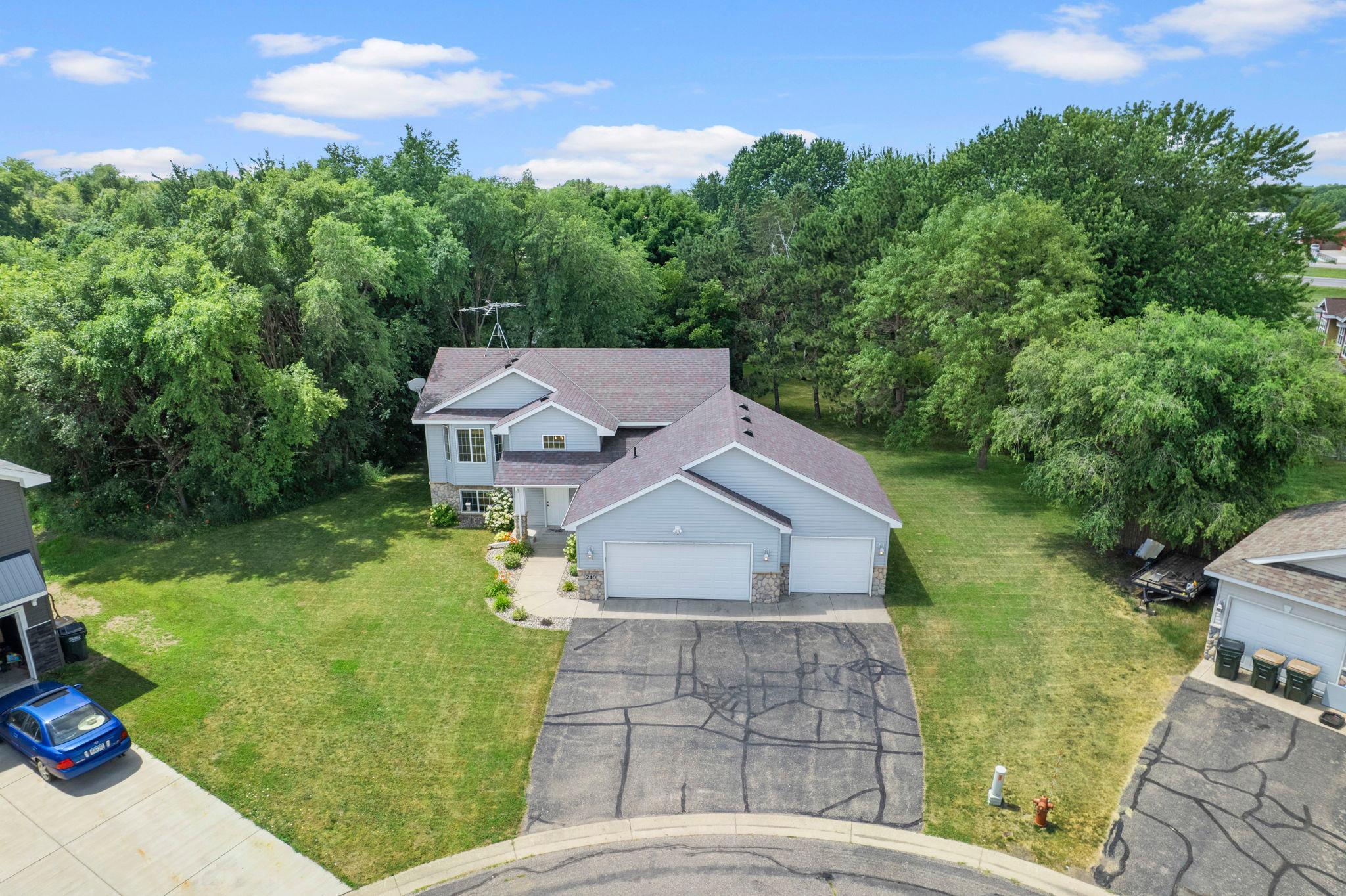 210 Newspaper Rn NE, Kimball, MN 55353