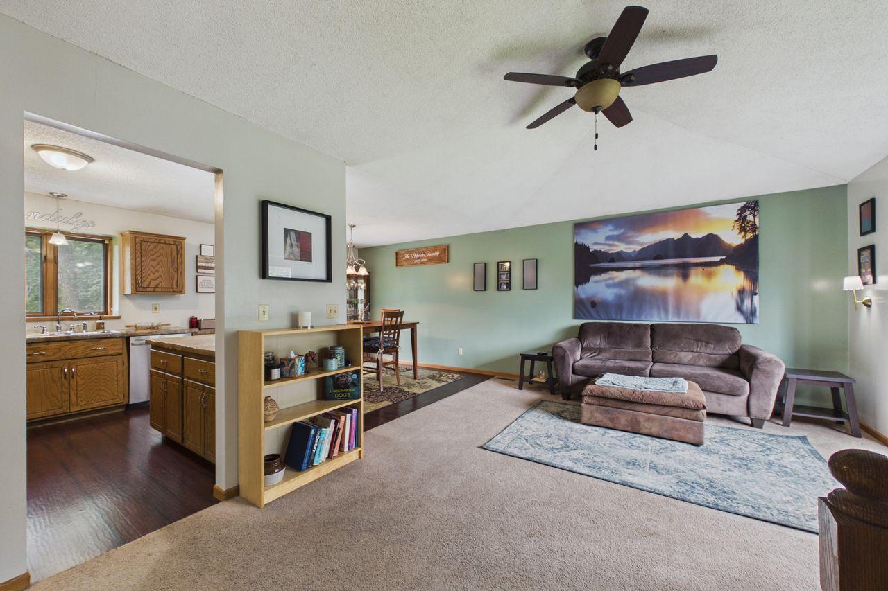 230 Mahtomedi Ave, Mahtomedi, MN 55115