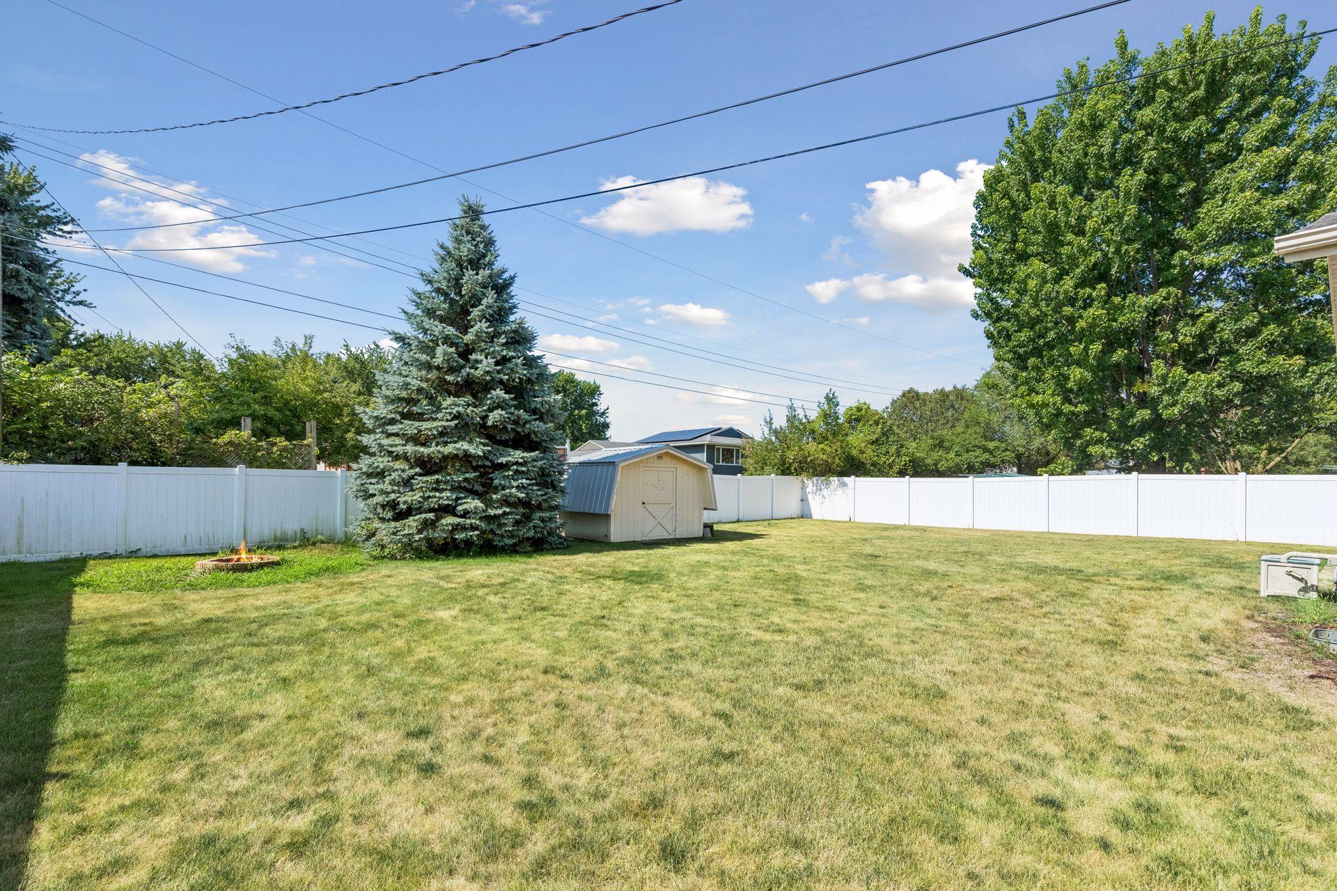 1349 20th St W, Hastings, MN 55033