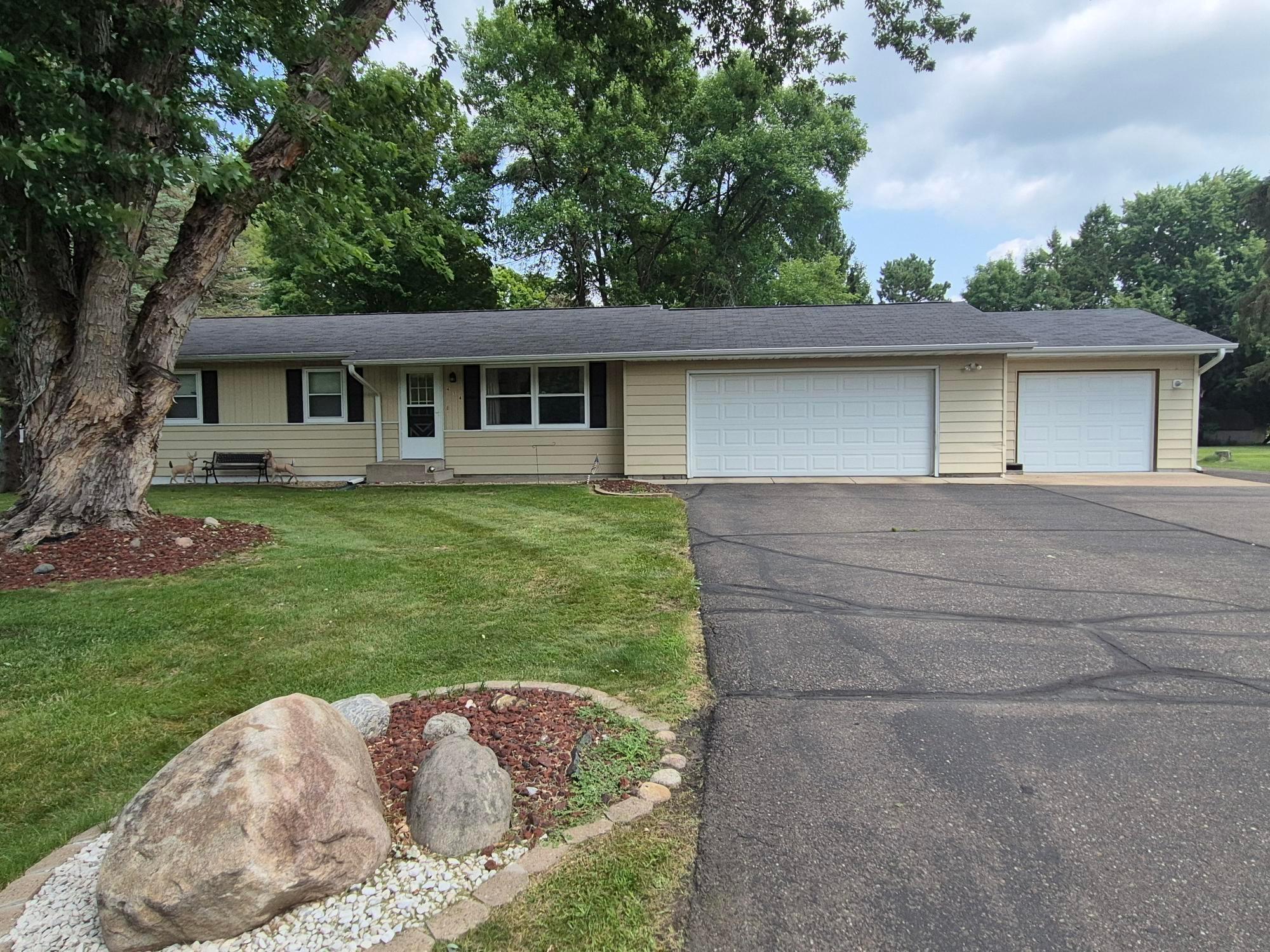 414 S Moody Rd, Saint Croix Falls, WI 54024