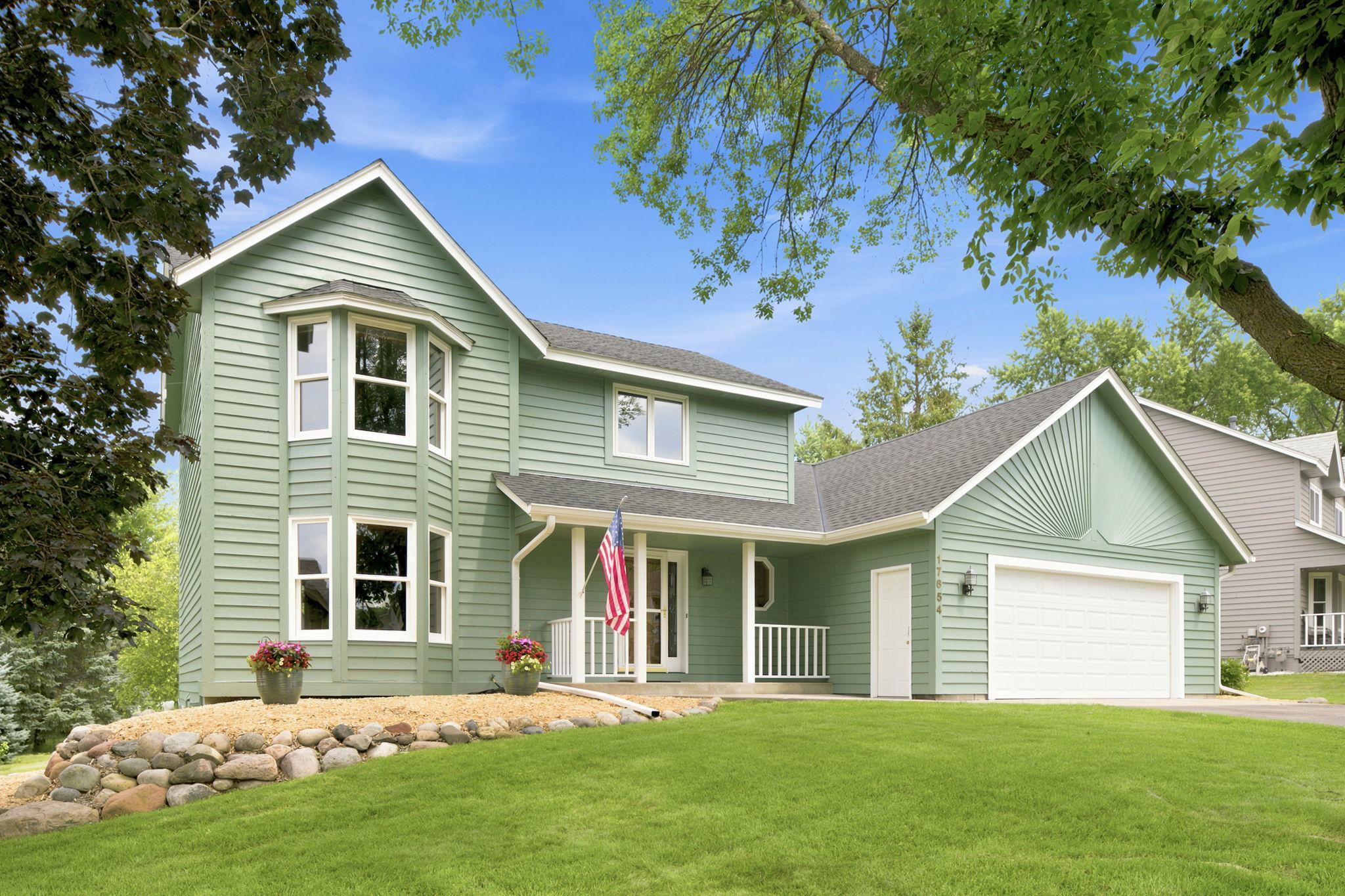 17654 W 67th St, Eden Prairie, MN 55346