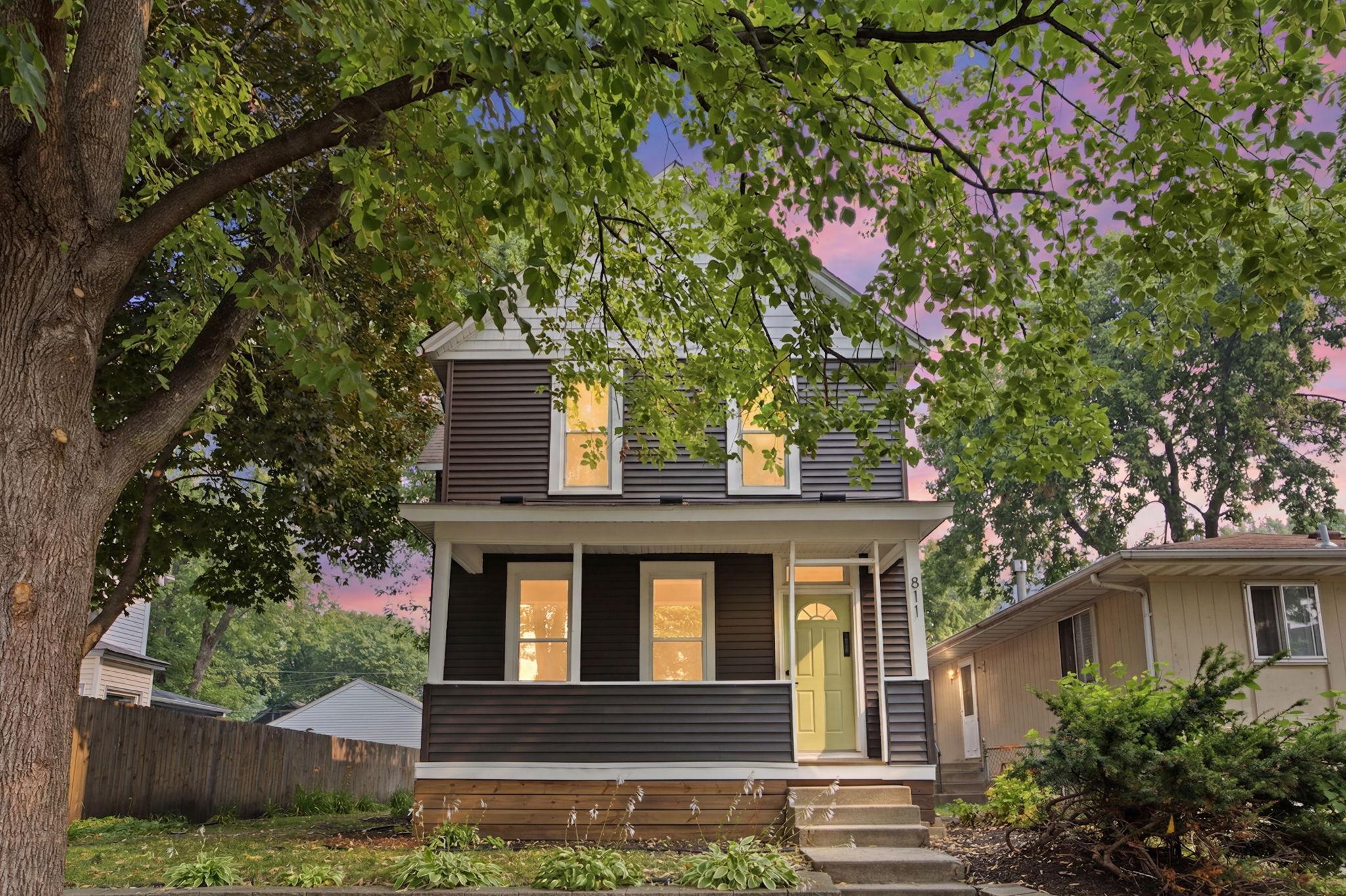 811 Watson Ave, Saint Paul, MN 55102