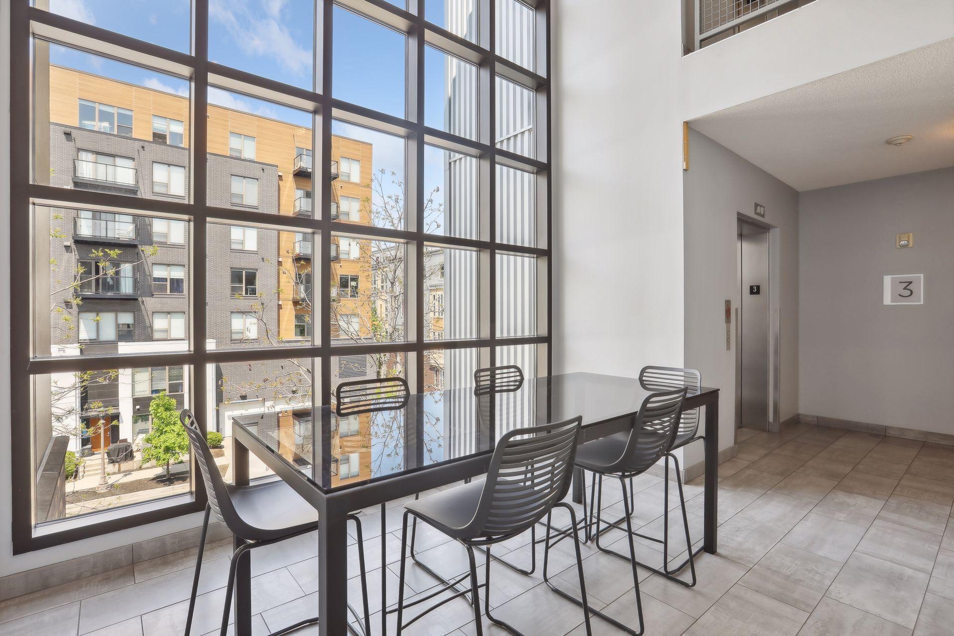 2566 Ellis Ave #416, Saint Paul, MN 55114