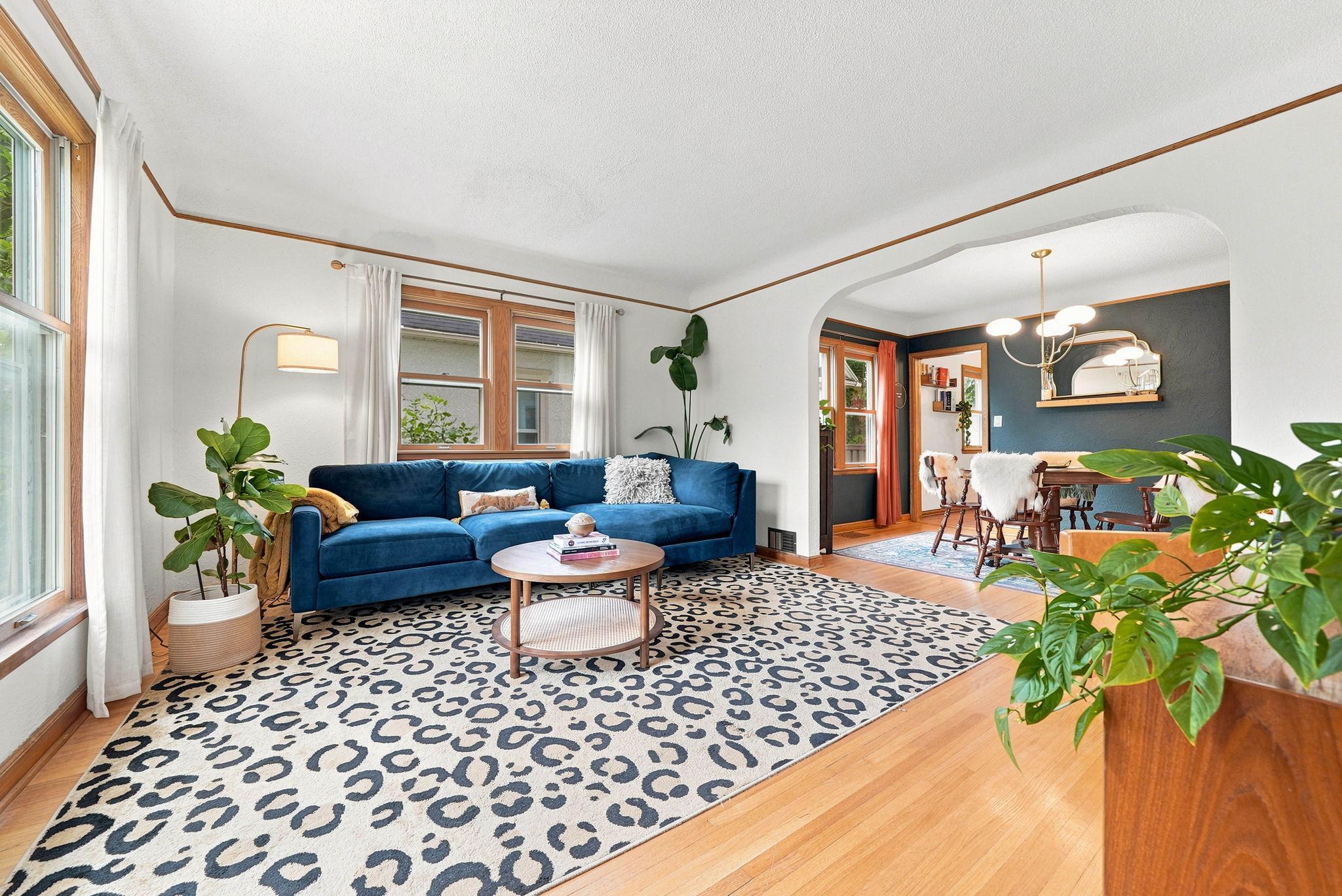 2526 Stinson Pw, Minneapolis, MN 55418