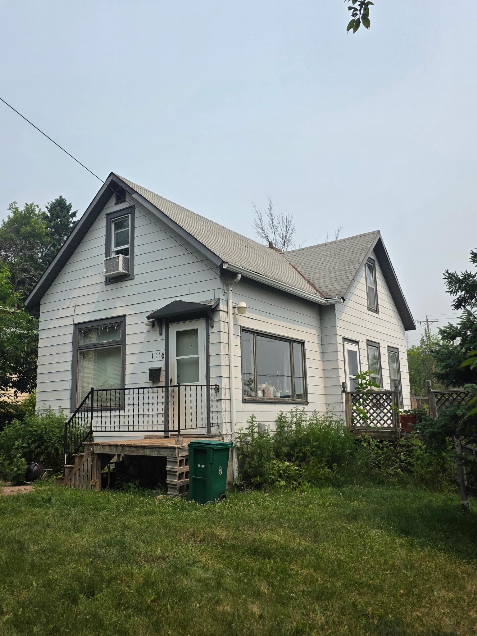 1110 N 8th Ave E, Duluth, MN 55805