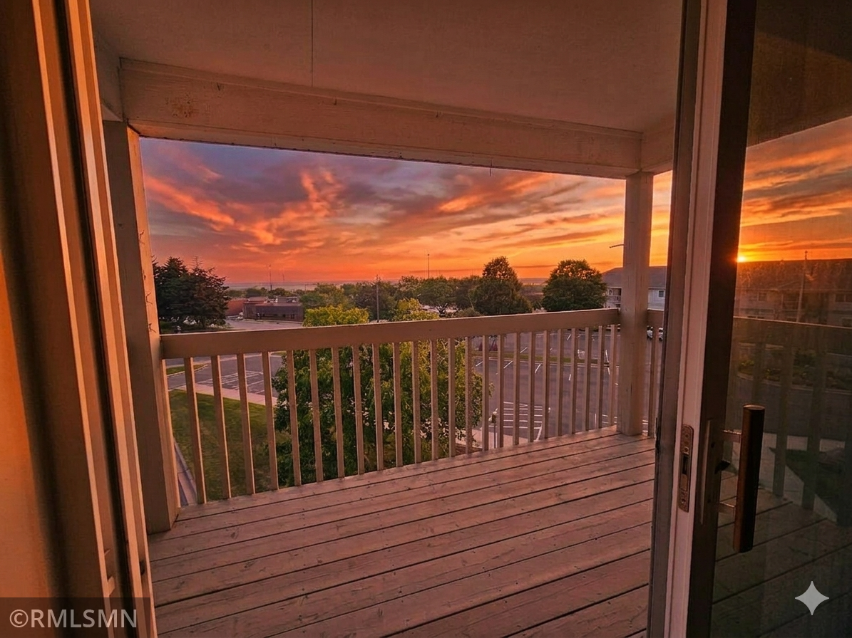12575 Pleasant Ave #305, Burnsville, MN 55337