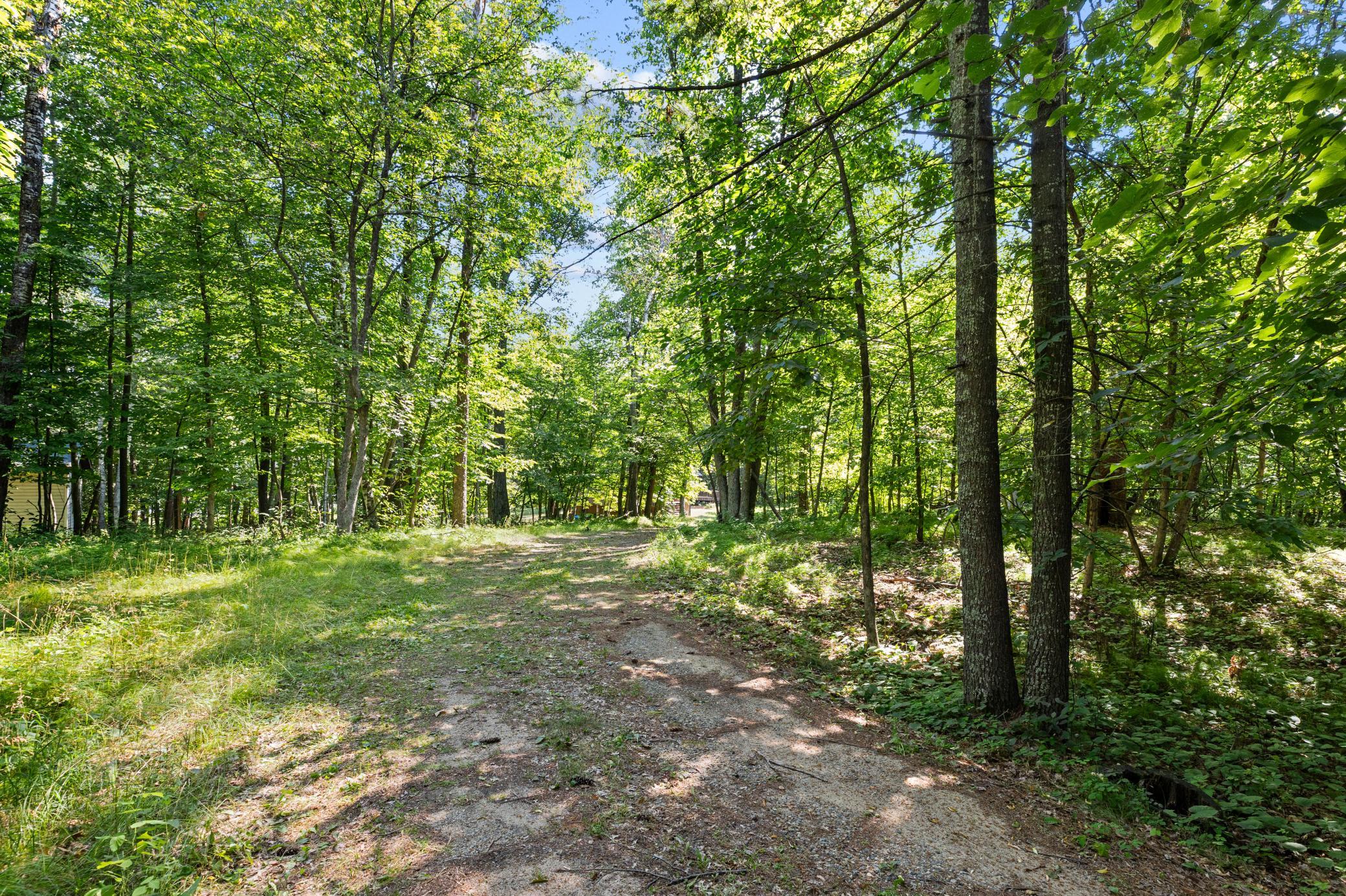 26048 Edna Ln, Nisswa, MN 56468