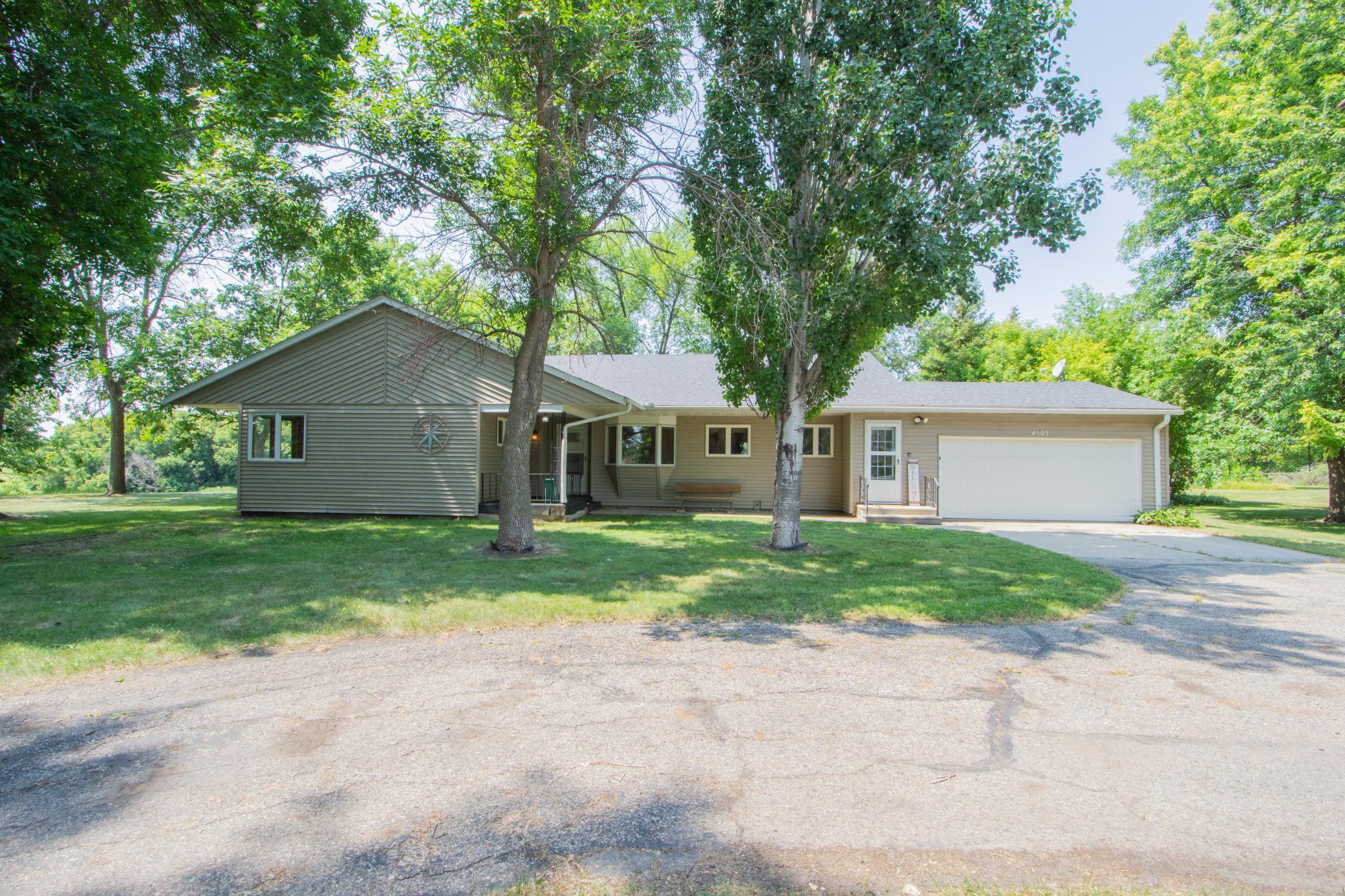 4503 S River Haven Rd, Moorhead, MN 56560