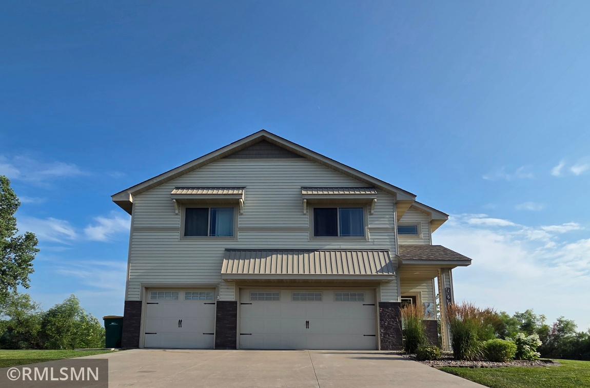 1667 Hidden Trl, Mayer, MN 55360