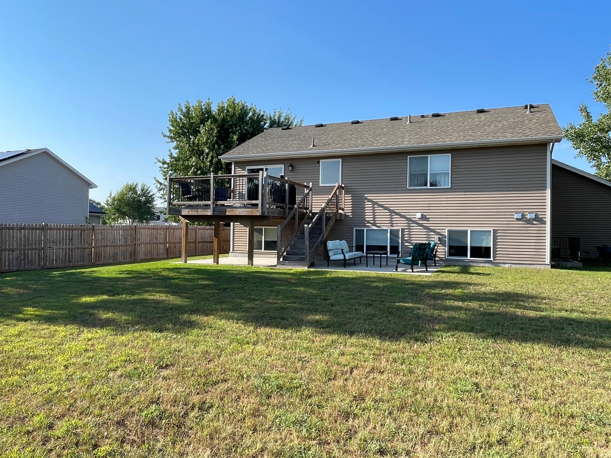 563 Forest Rd, Big Lake, MN 55309