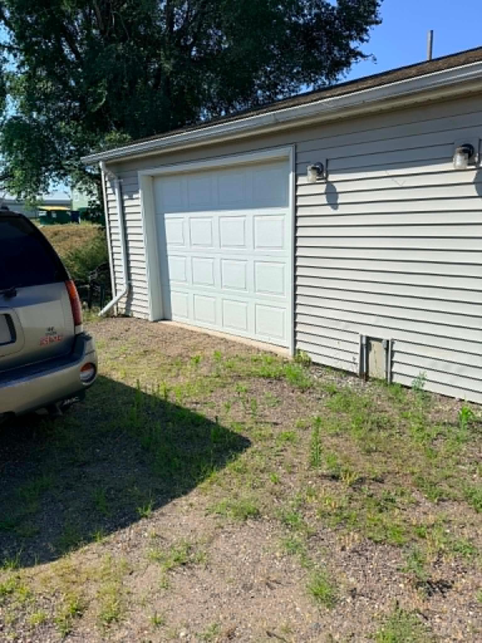 1306 S German St, New Ulm, MN 56073