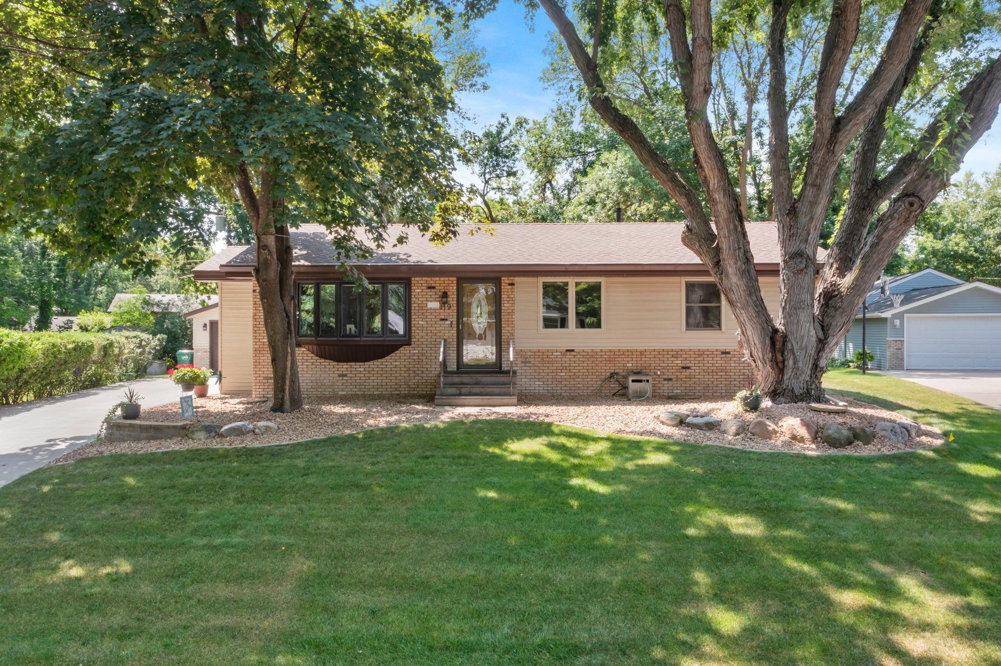 119 Oak Ave SW, Saint Michael, MN 55376