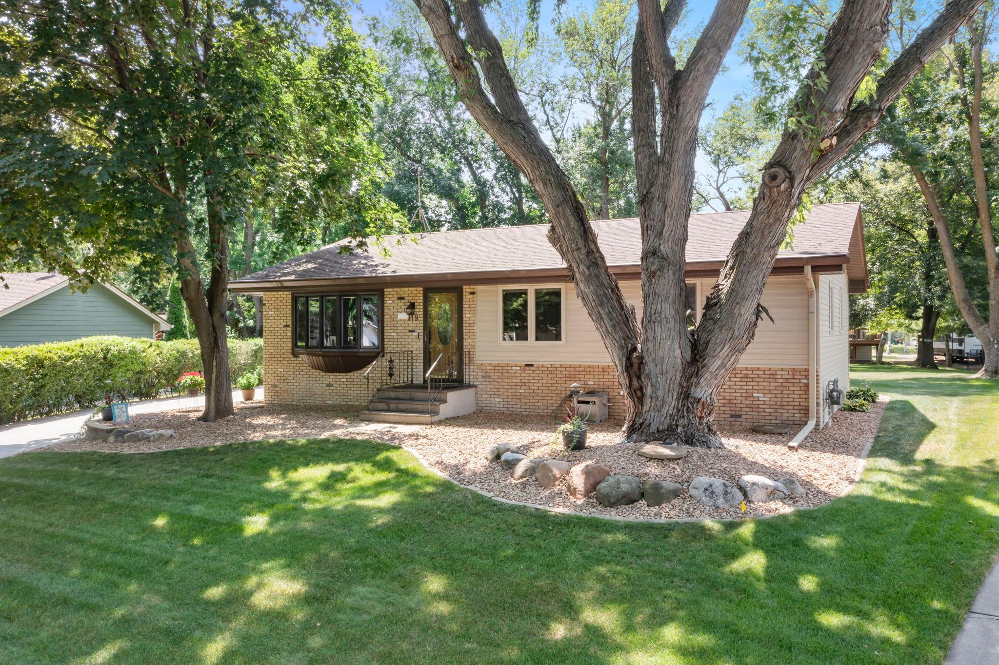 119 Oak Ave SW, Saint Michael, MN 55376