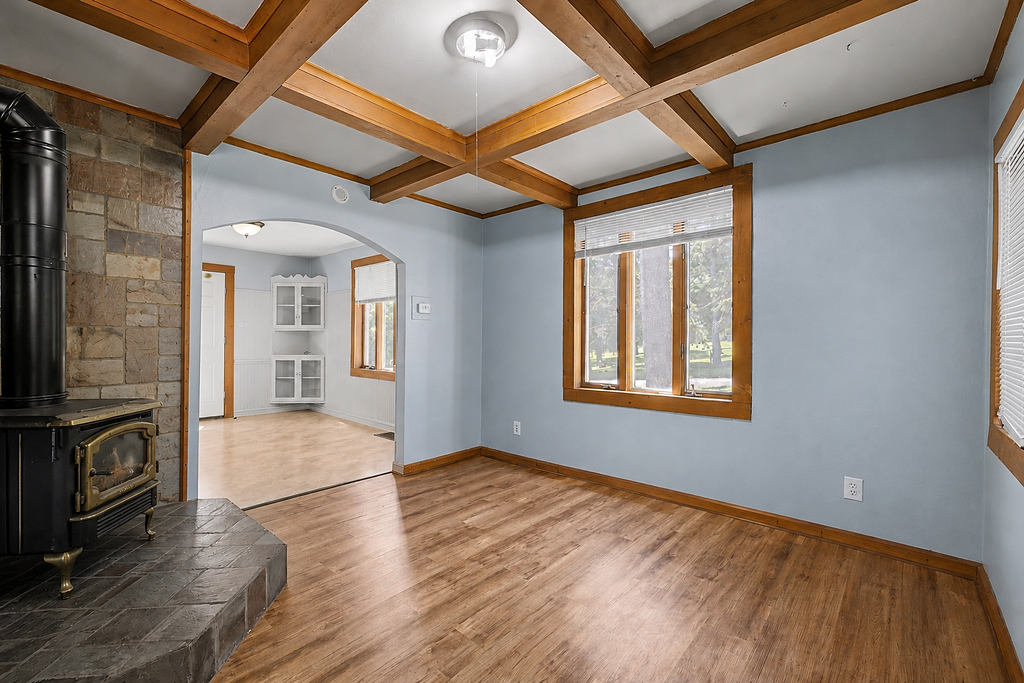 502 Park St, Duluth, MN 55803