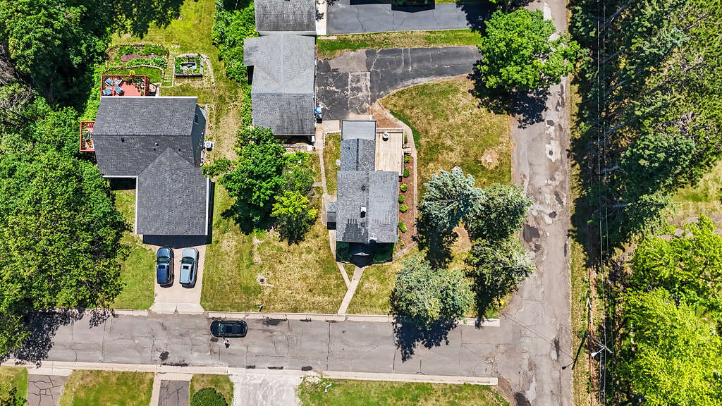 502 Park St, Duluth, MN 55803